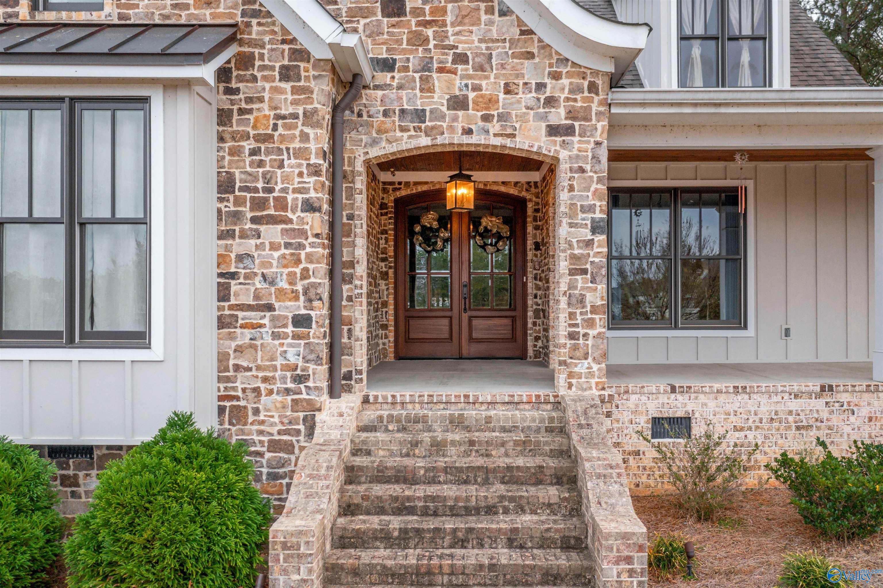 130 Copper Leaf Walk