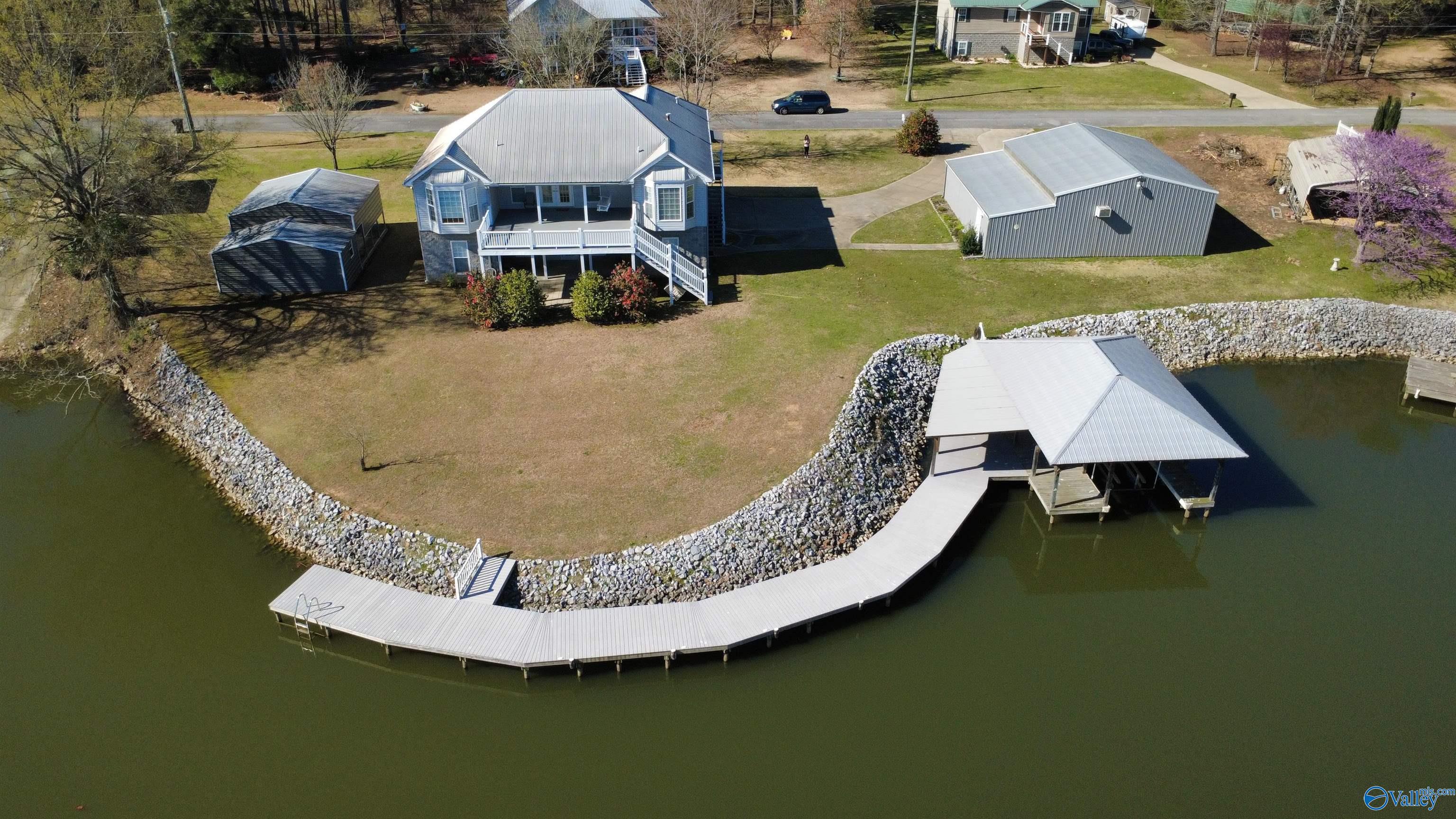 124 Pine Harbor Lane