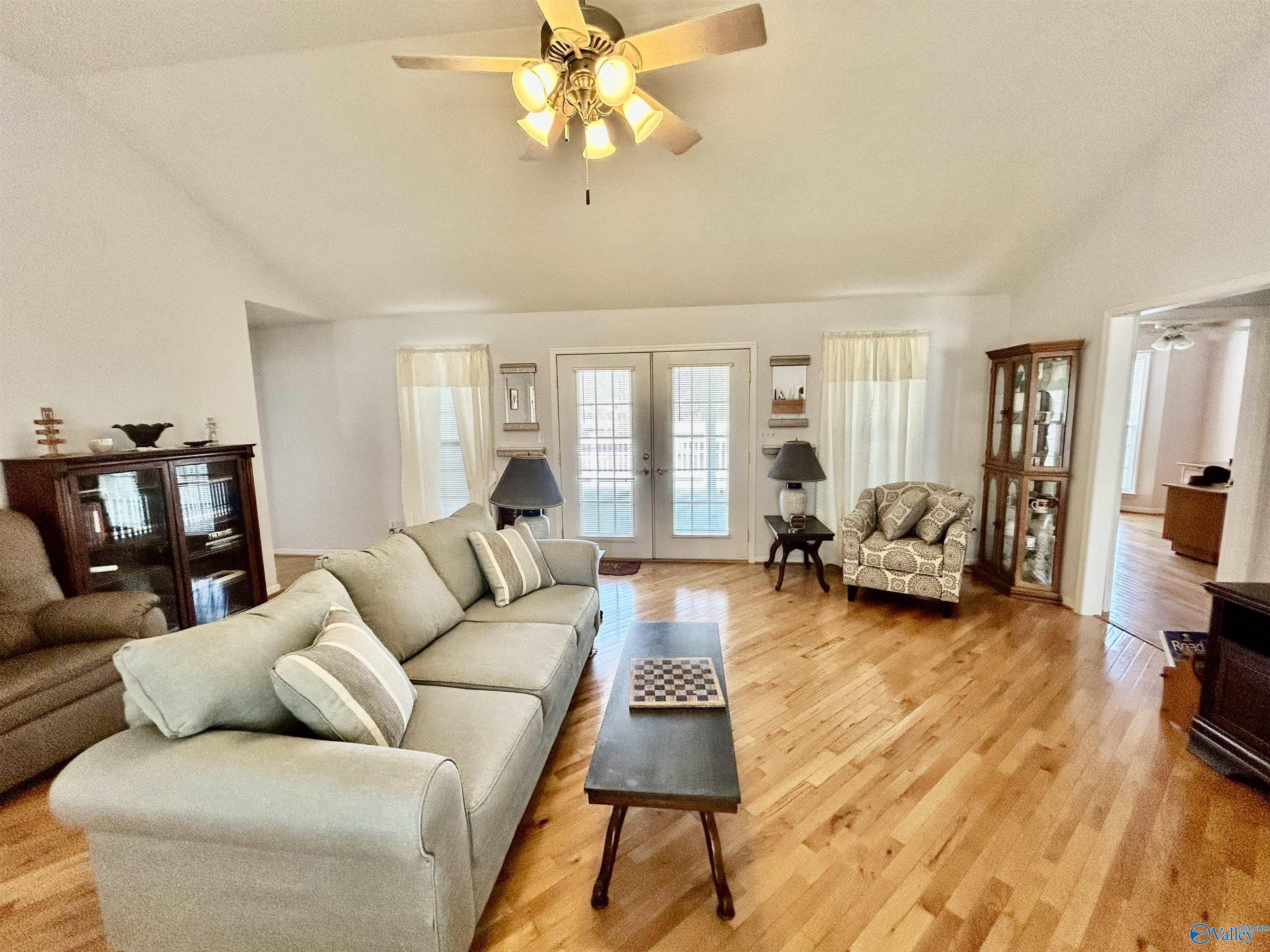 124 Pine Harbor Lane