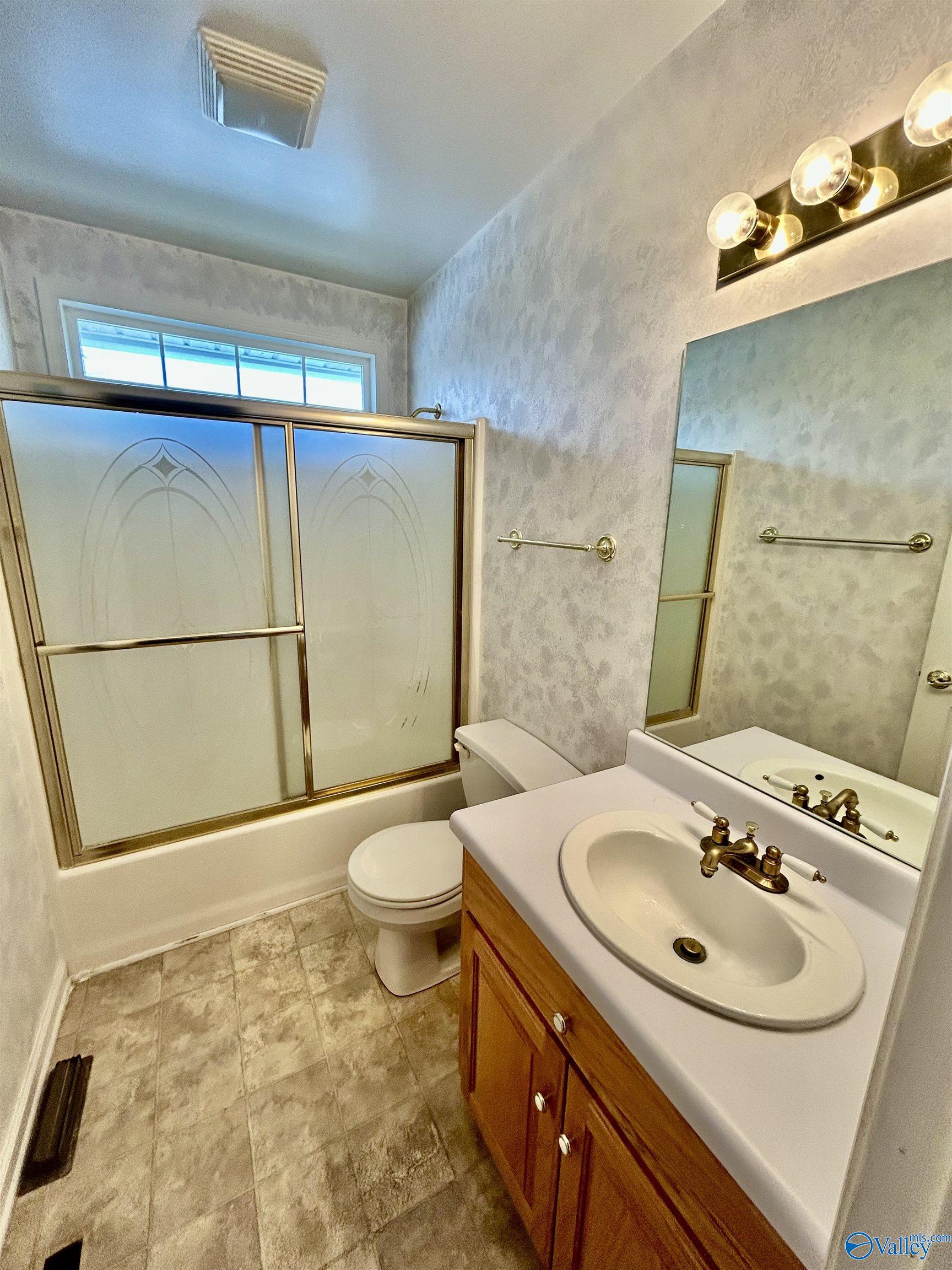 124 Pine Harbor Lane