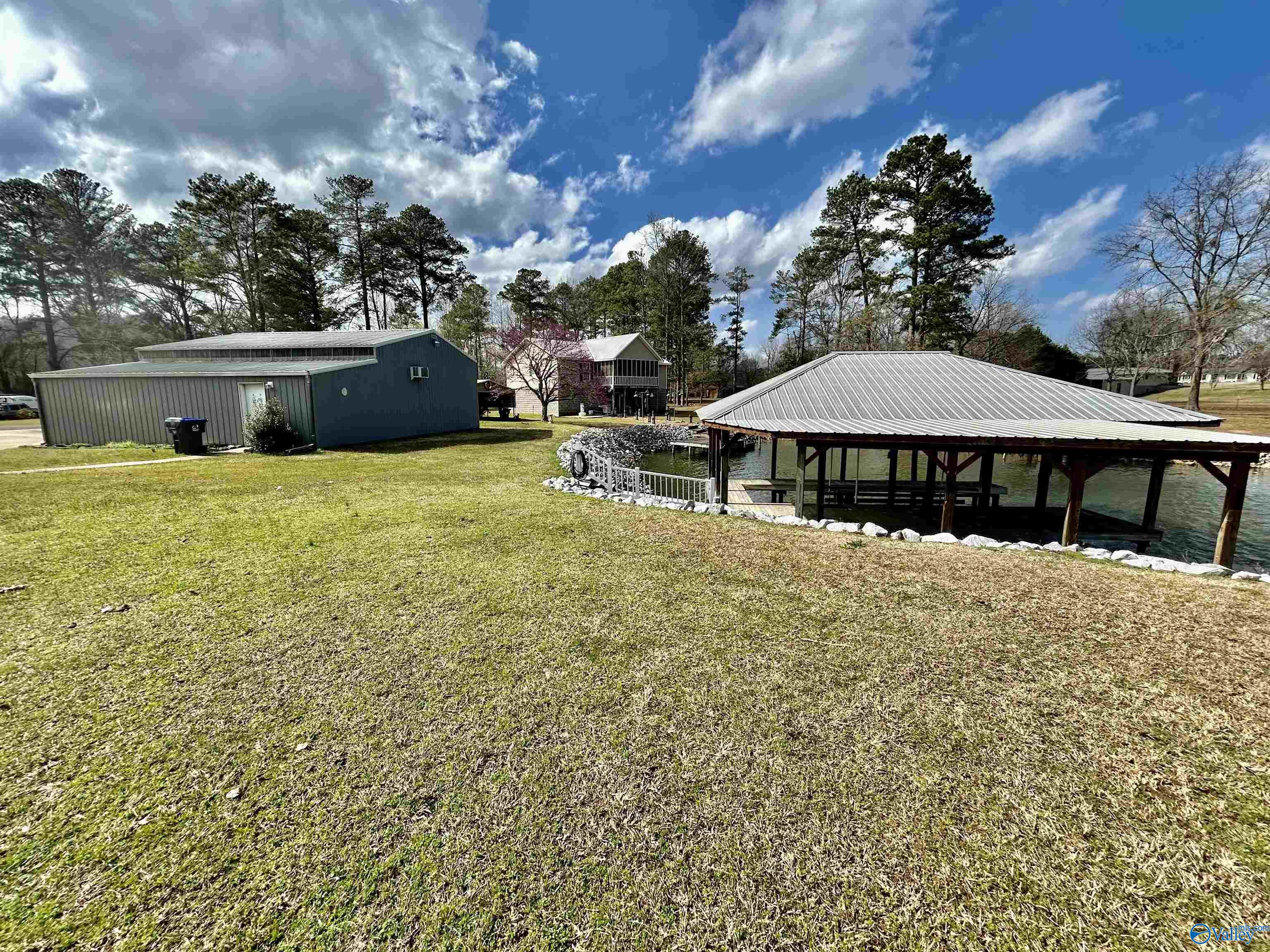 124 Pine Harbor Lane