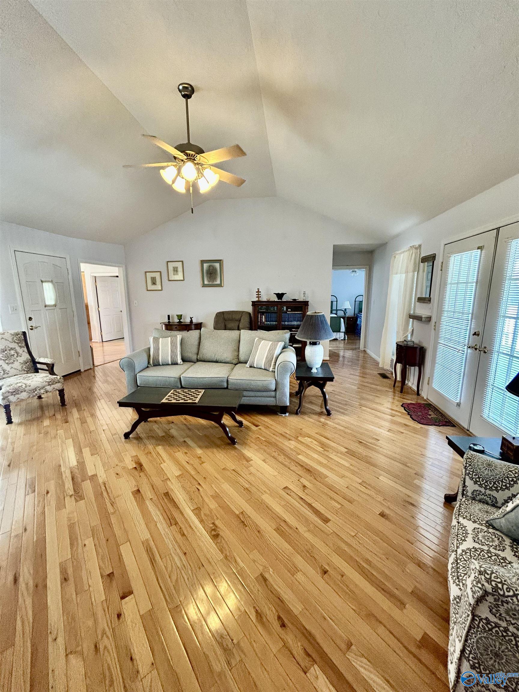 124 Pine Harbor Lane