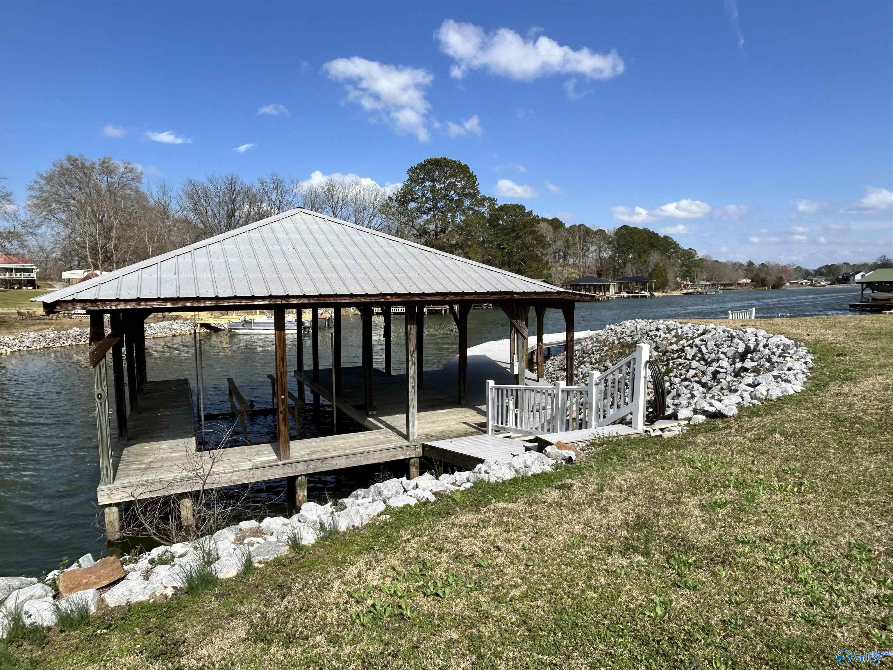 124 Pine Harbor Lane