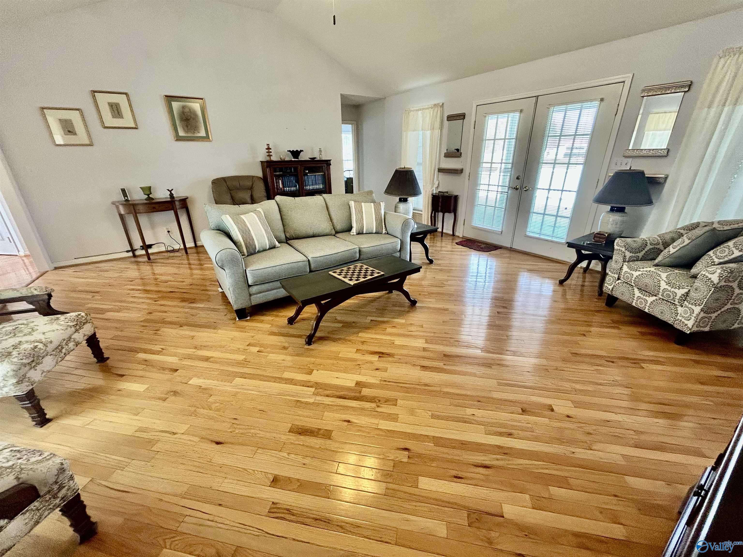 124 Pine Harbor Lane