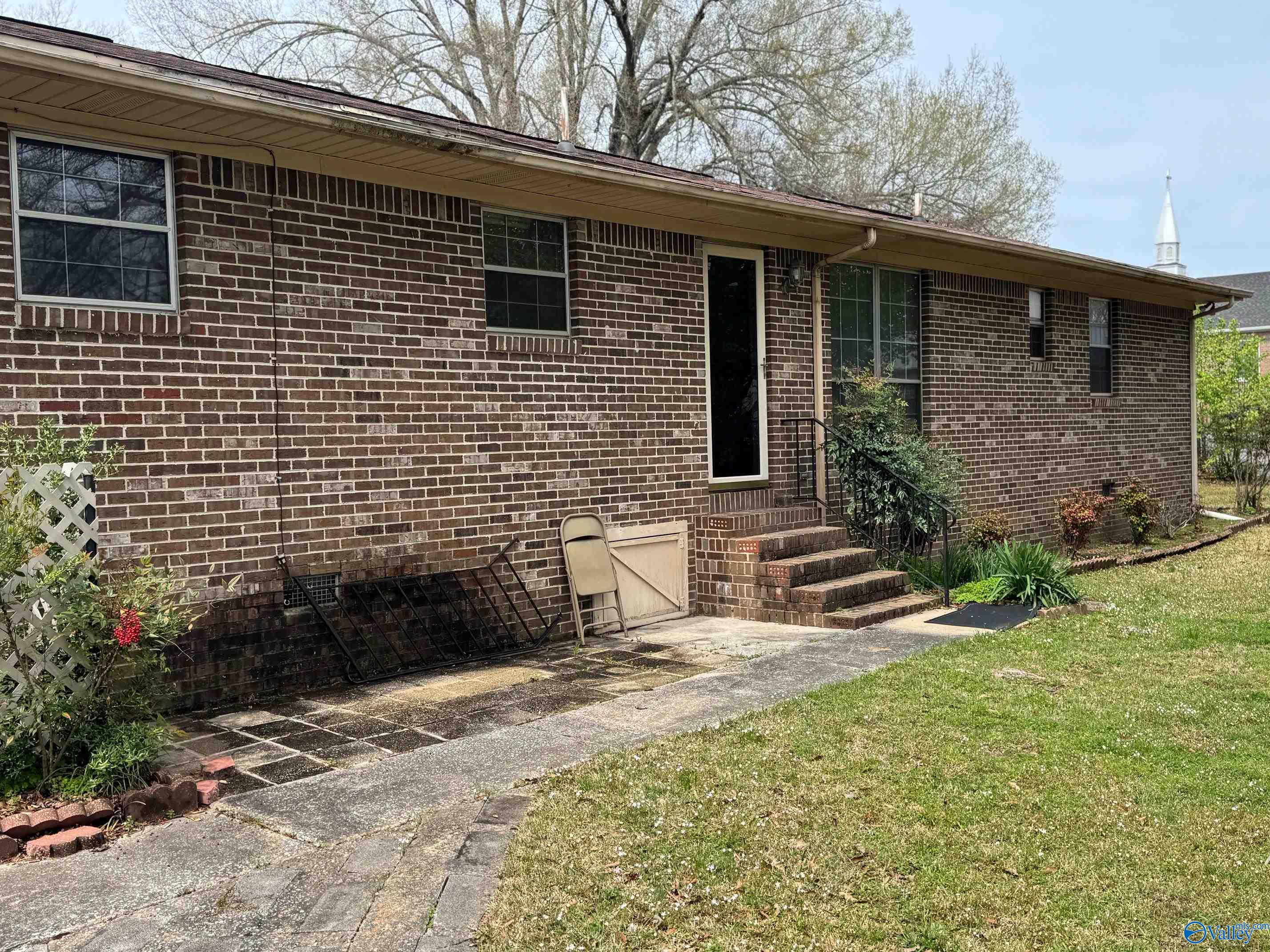 3023 Alfords Bend Road