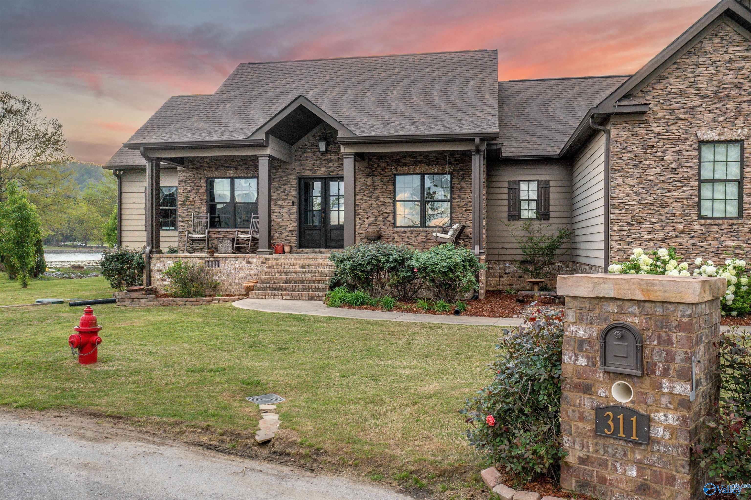 311 Camden Cove Point