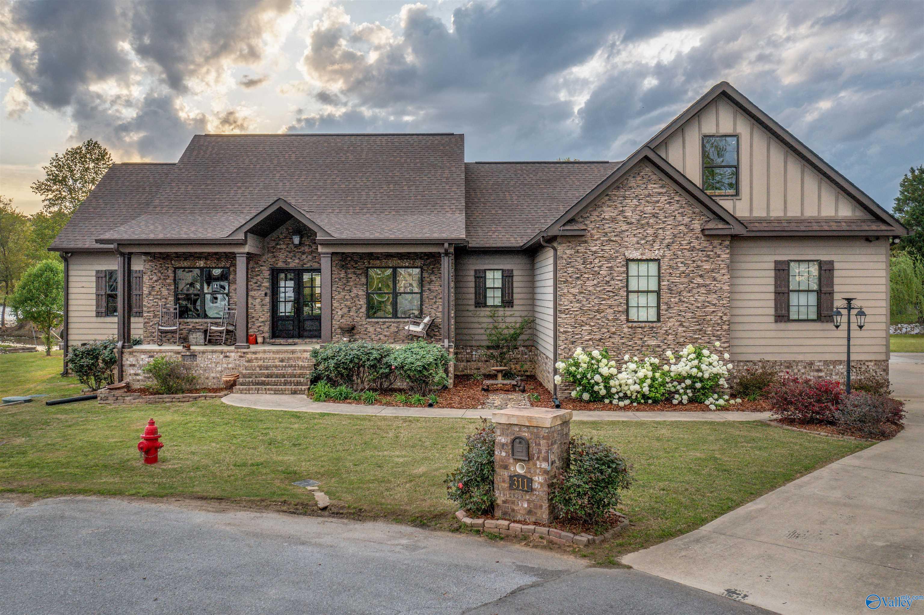 311 Camden Cove Point