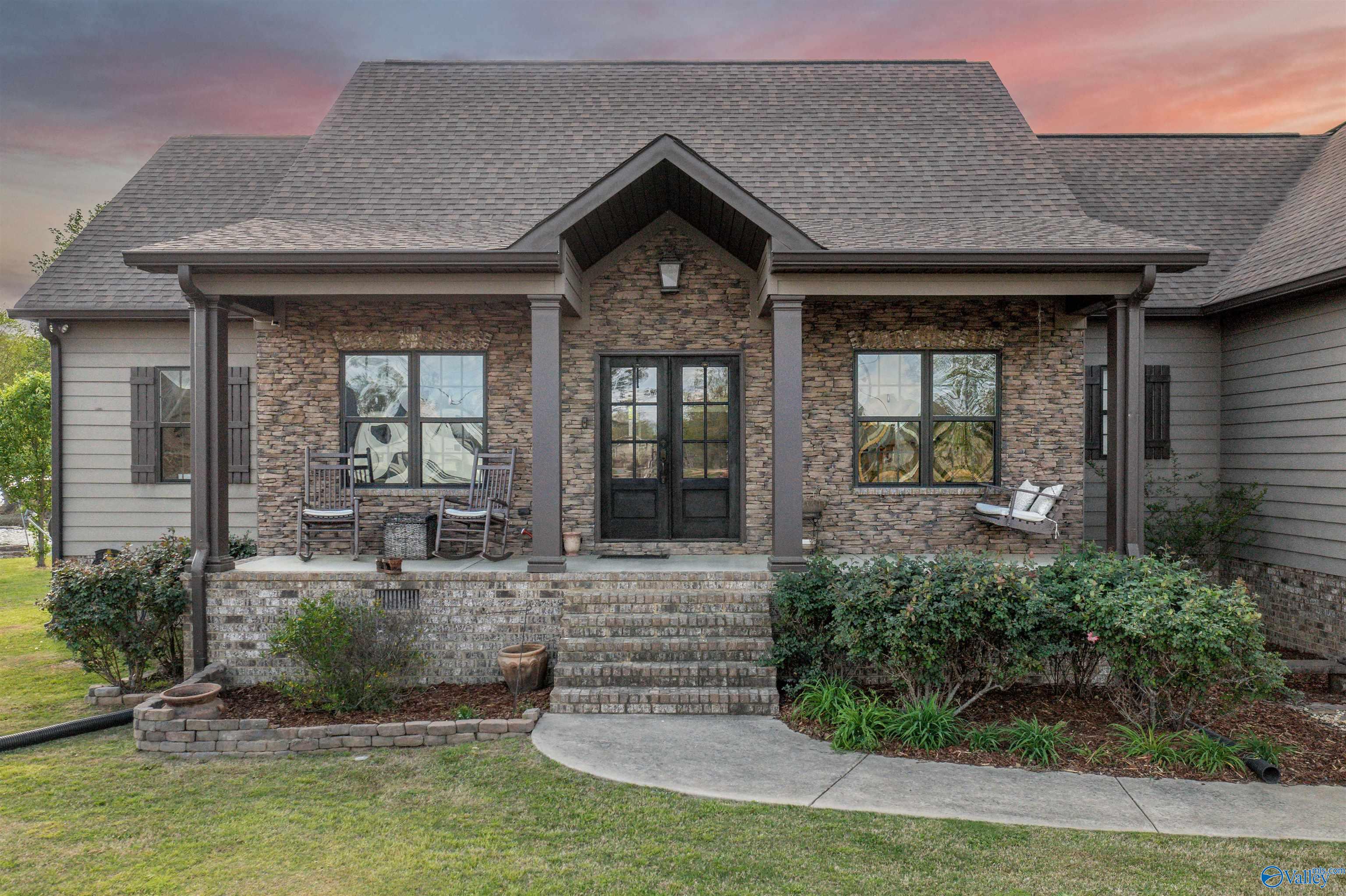 311 Camden Cove Point