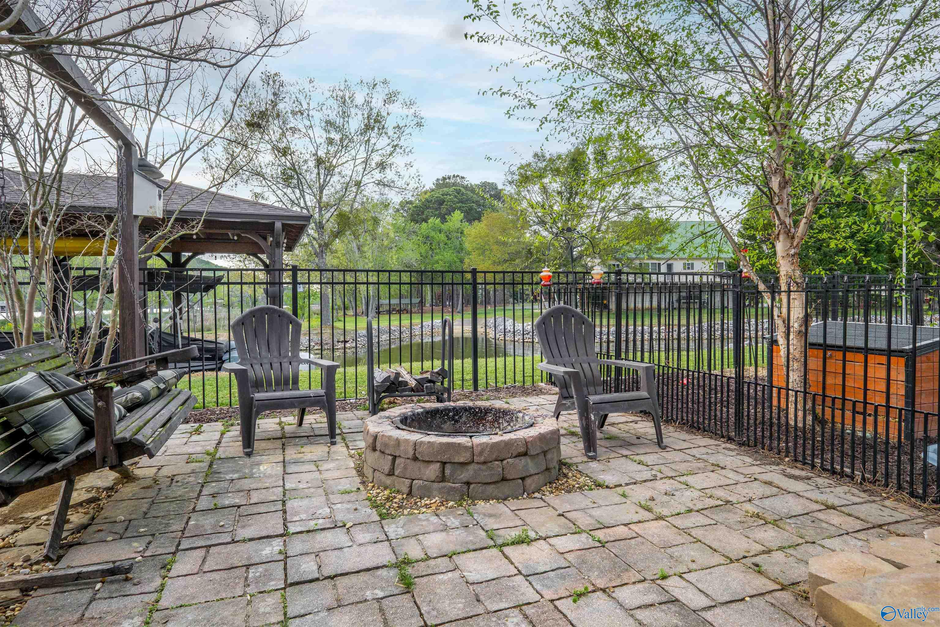 311 Camden Cove Point