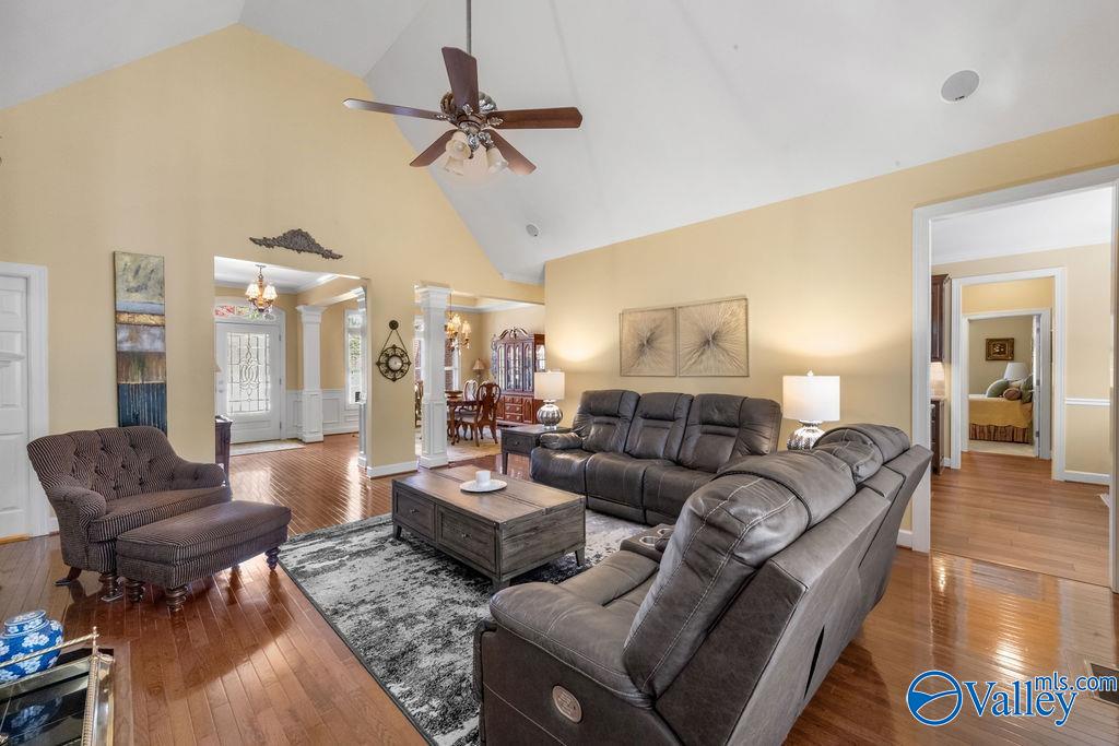 100 Magnolia Place