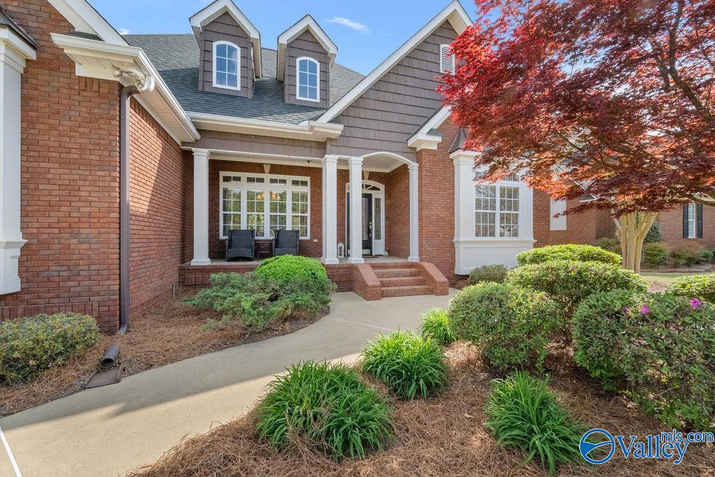100 Magnolia Place