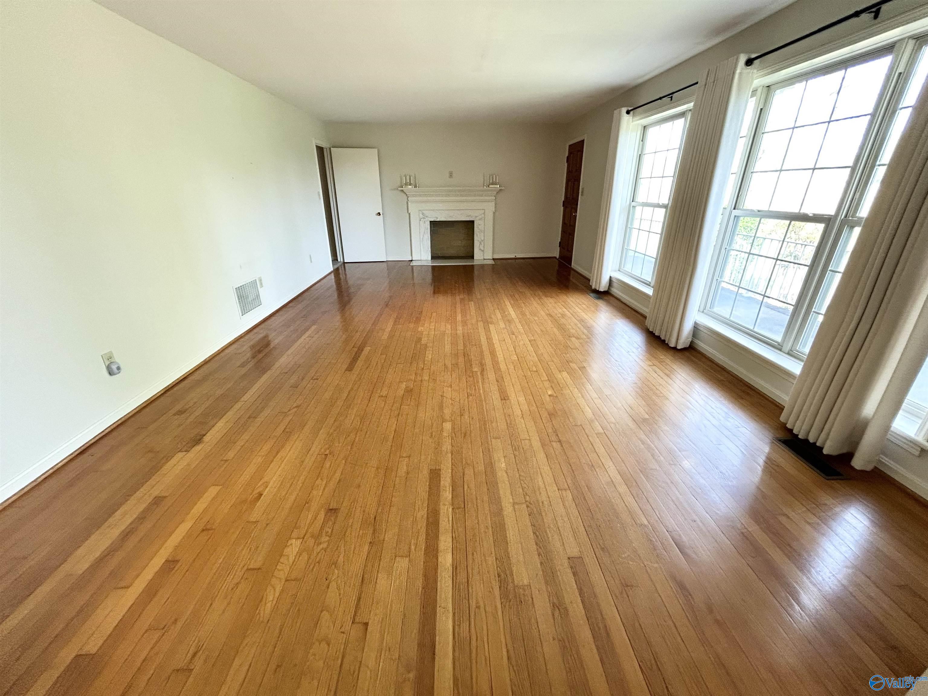 1115 5th Street SW