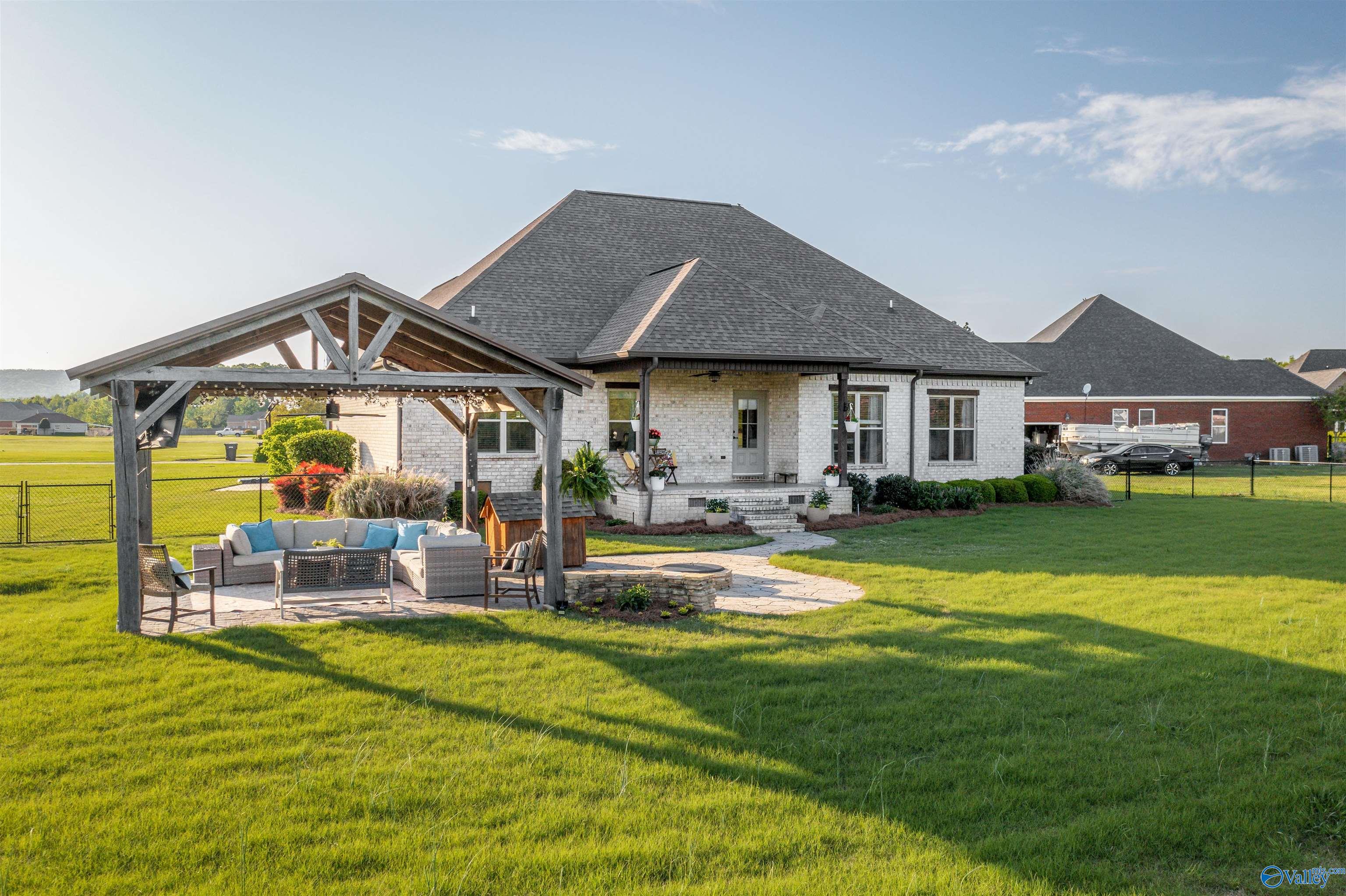 1195 Summerset Place