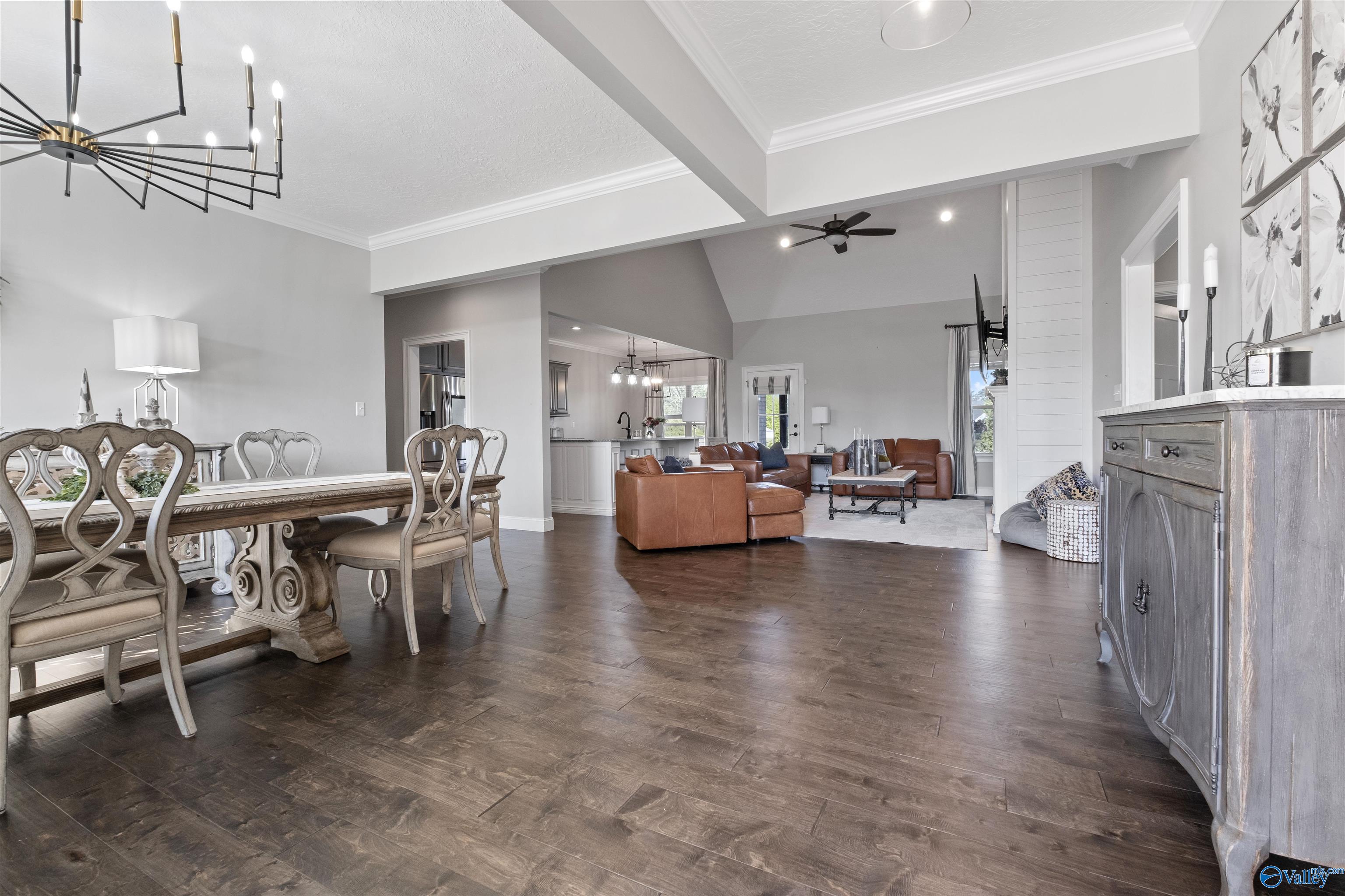 1195 Summerset Place