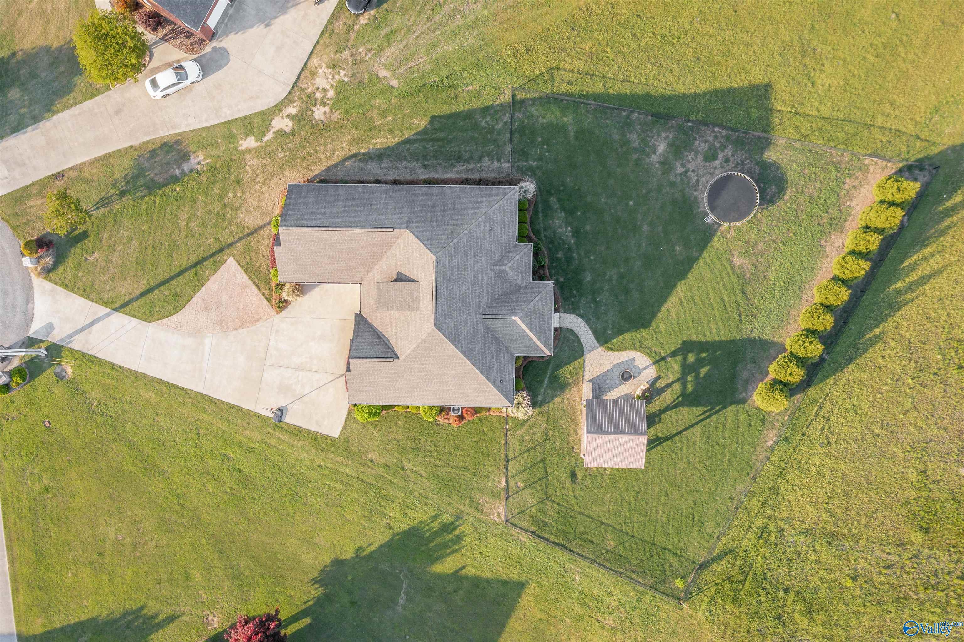 1195 Summerset Place