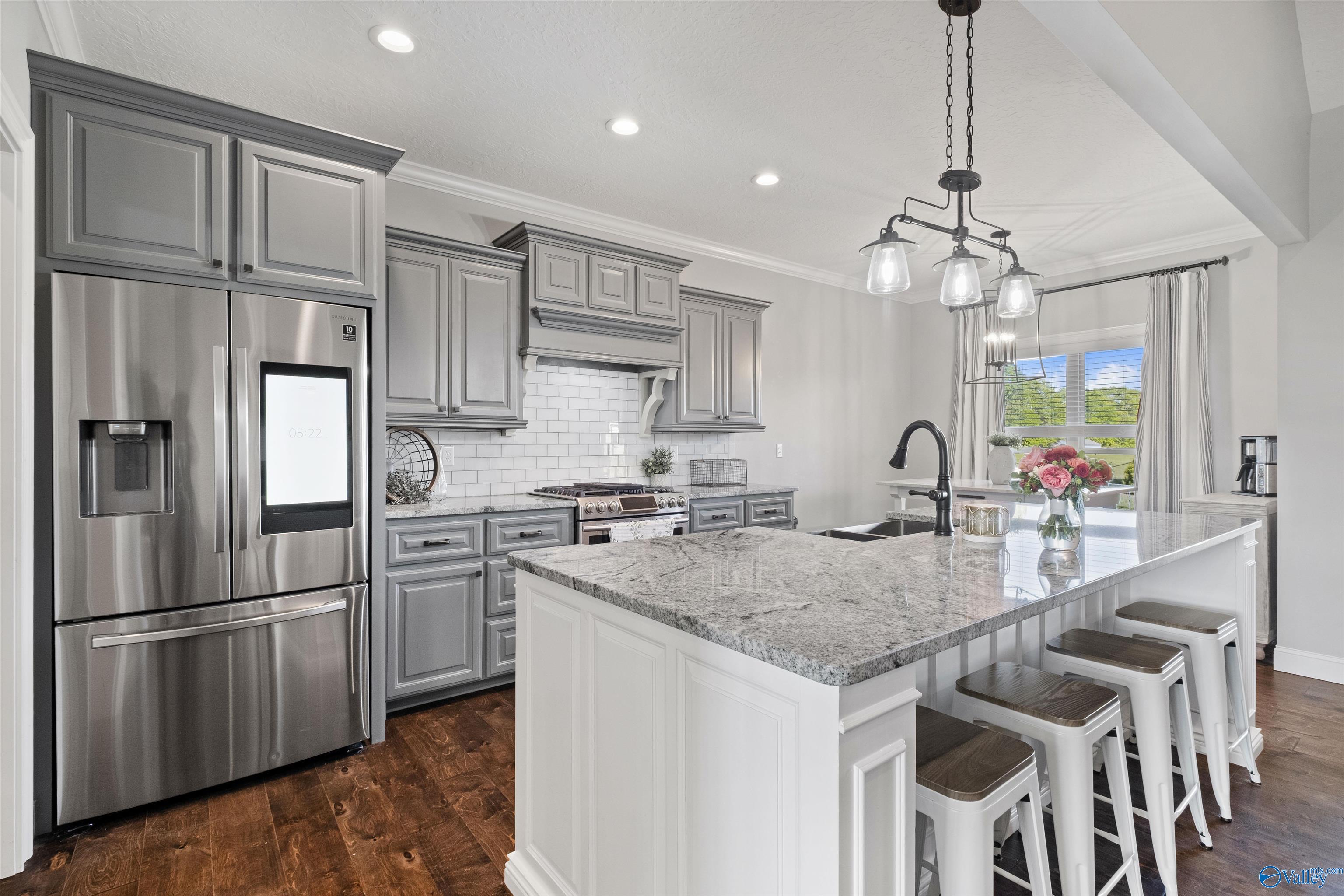 1195 Summerset Place