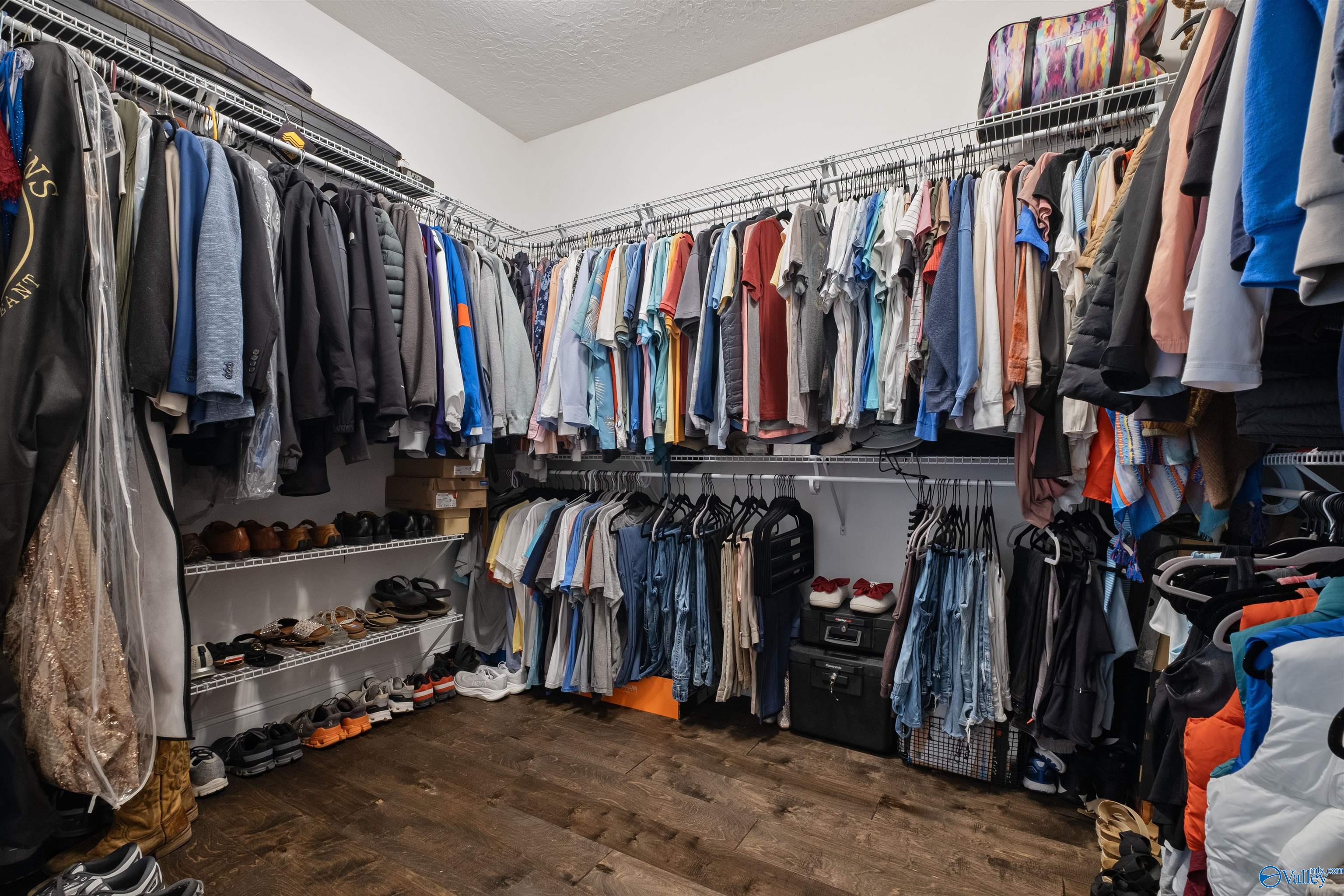 1195 Summerset Place