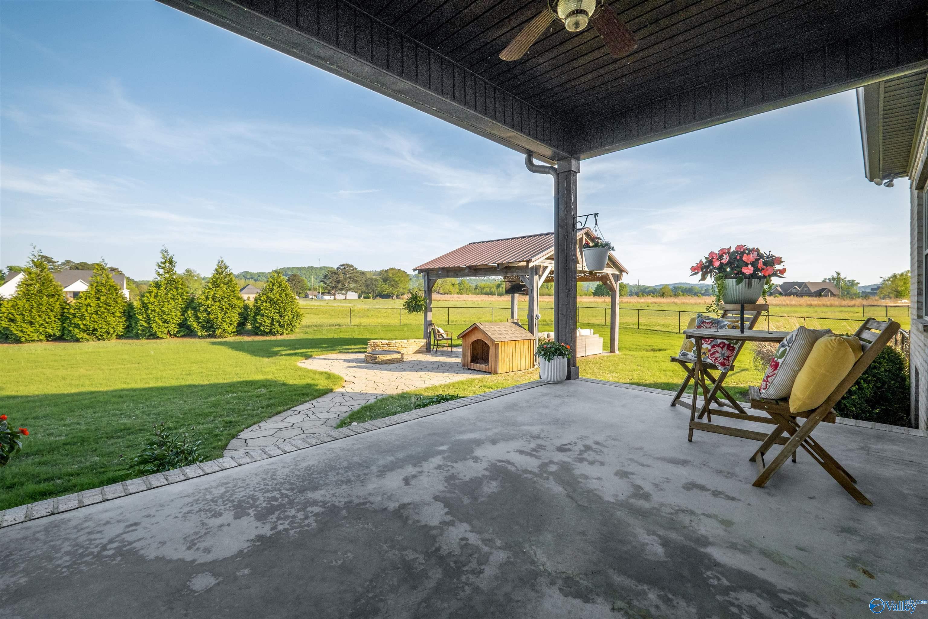 1195 Summerset Place