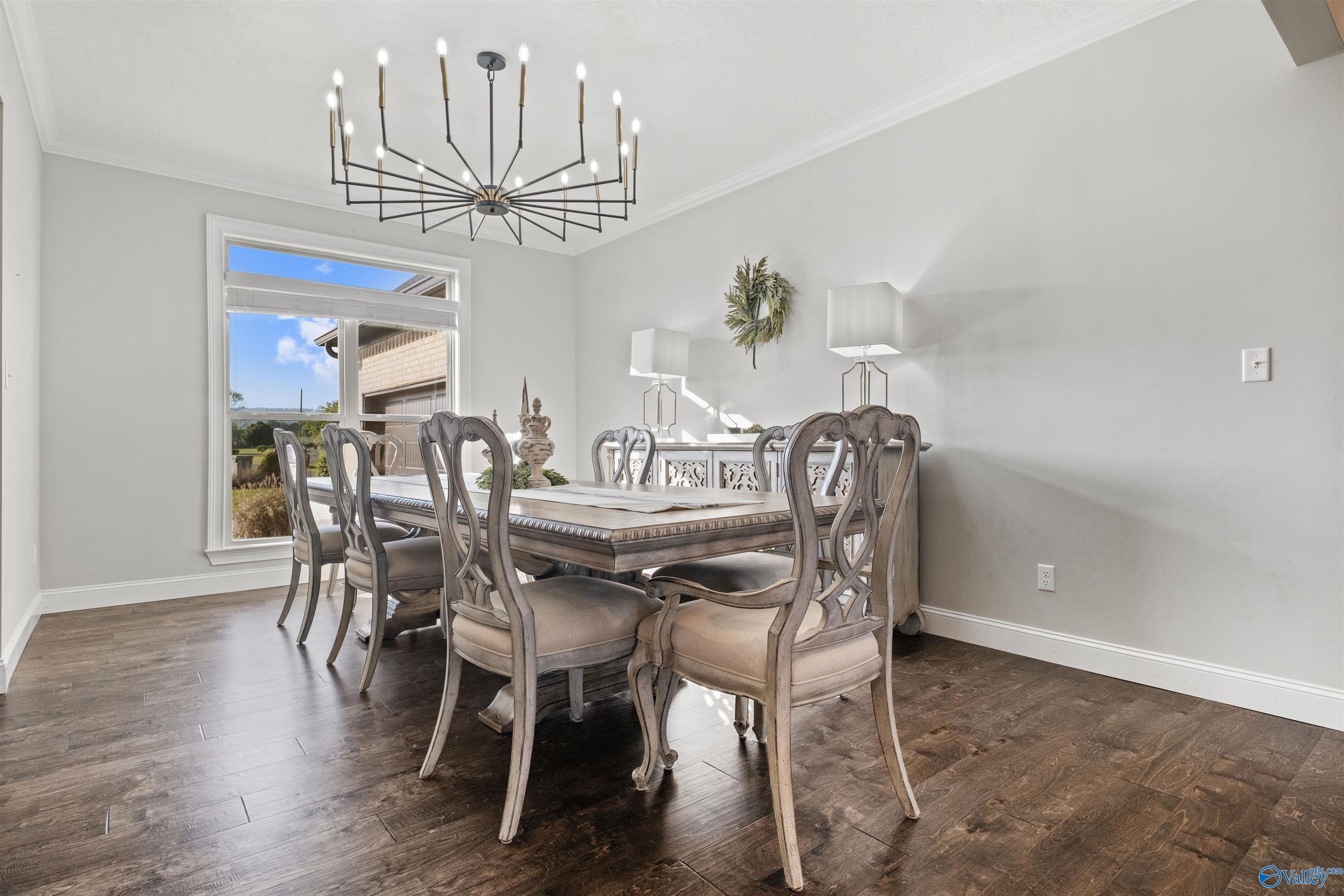 1195 Summerset Place