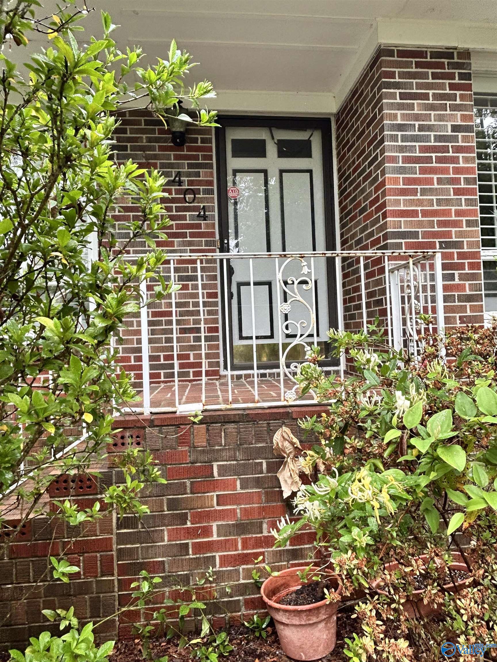 404 Wildhaven Circle