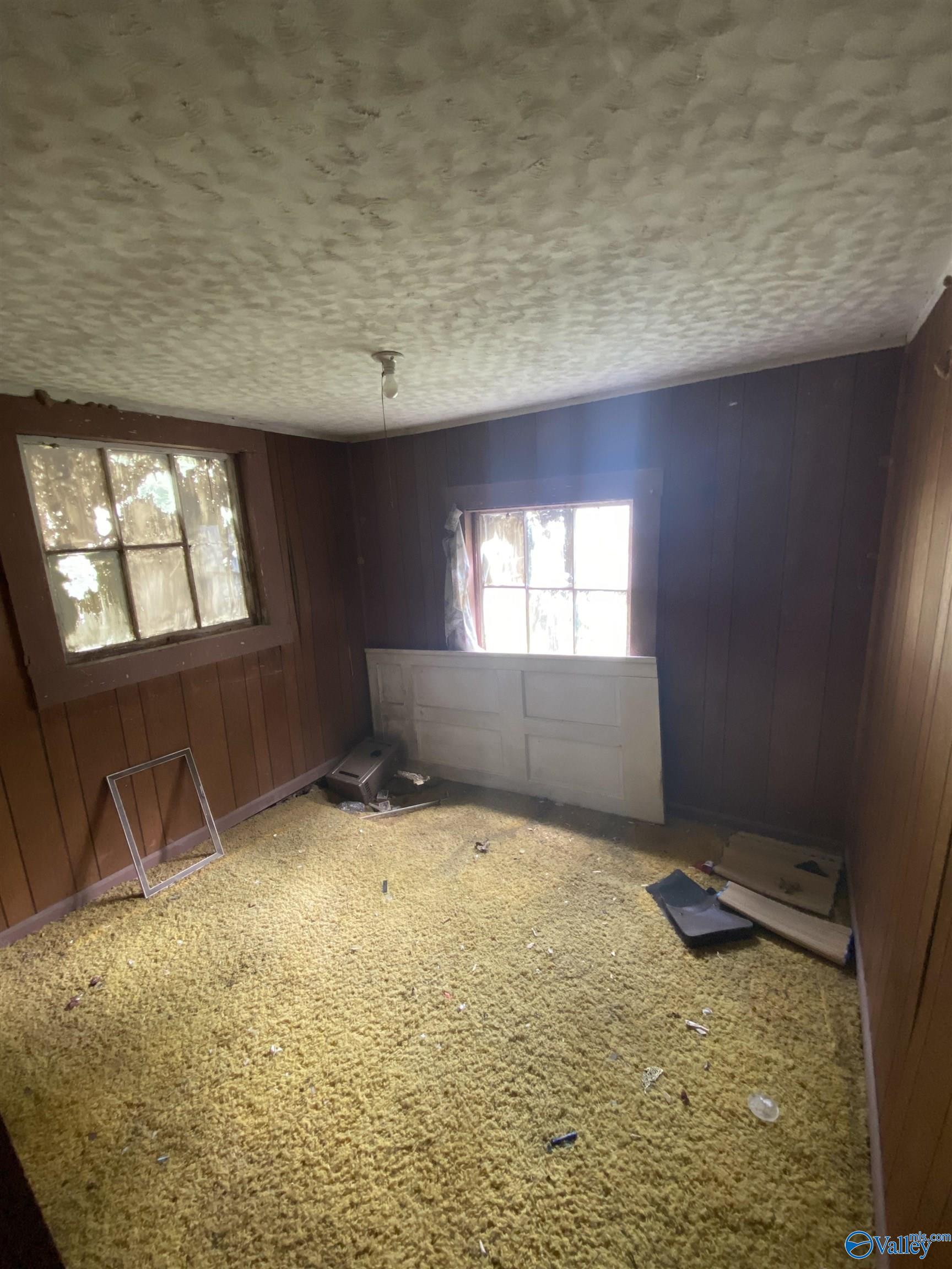 1501 W Tuscaloosa Avenue