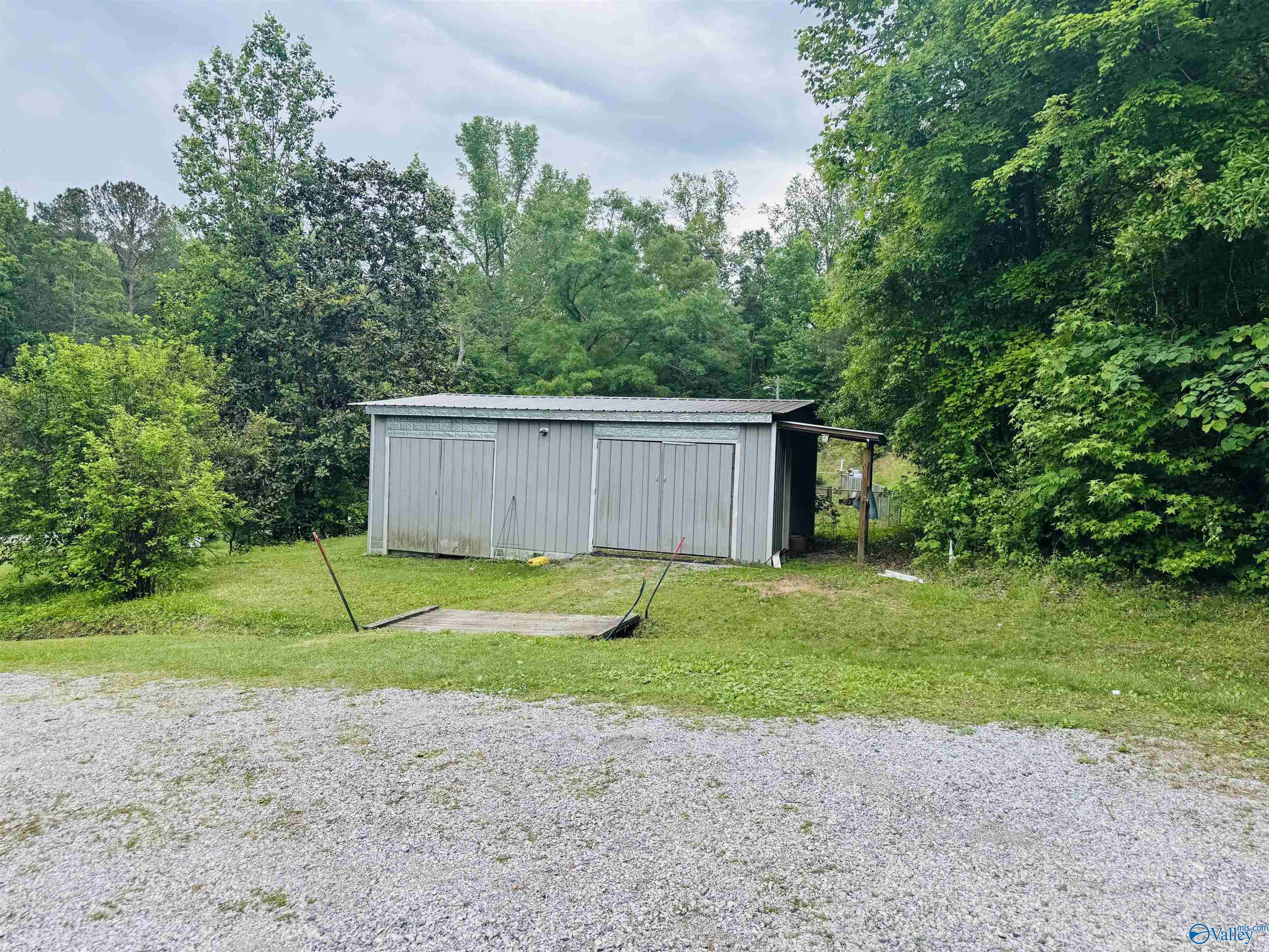 781 Lloyd Rd