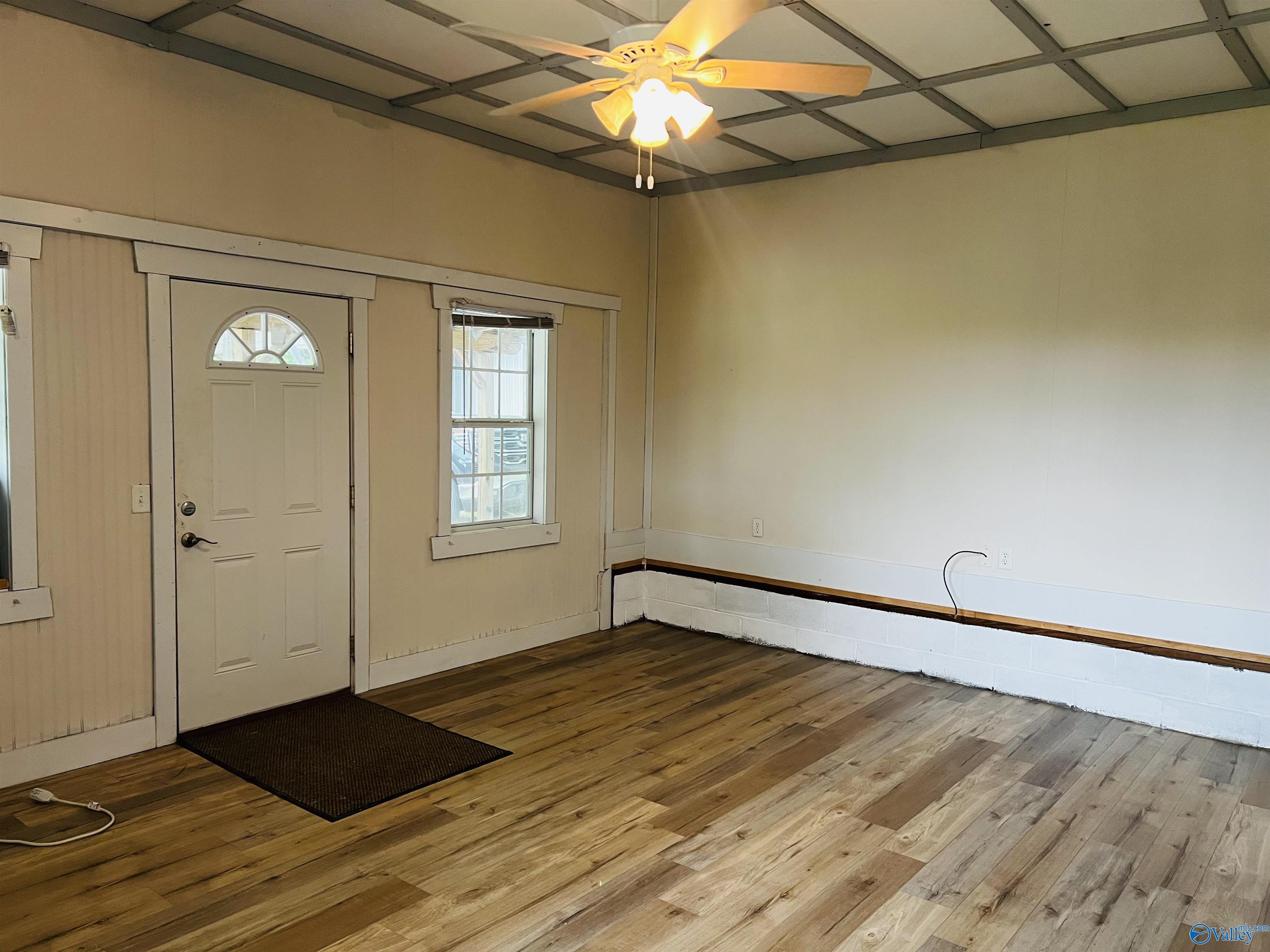 781 Lloyd Rd