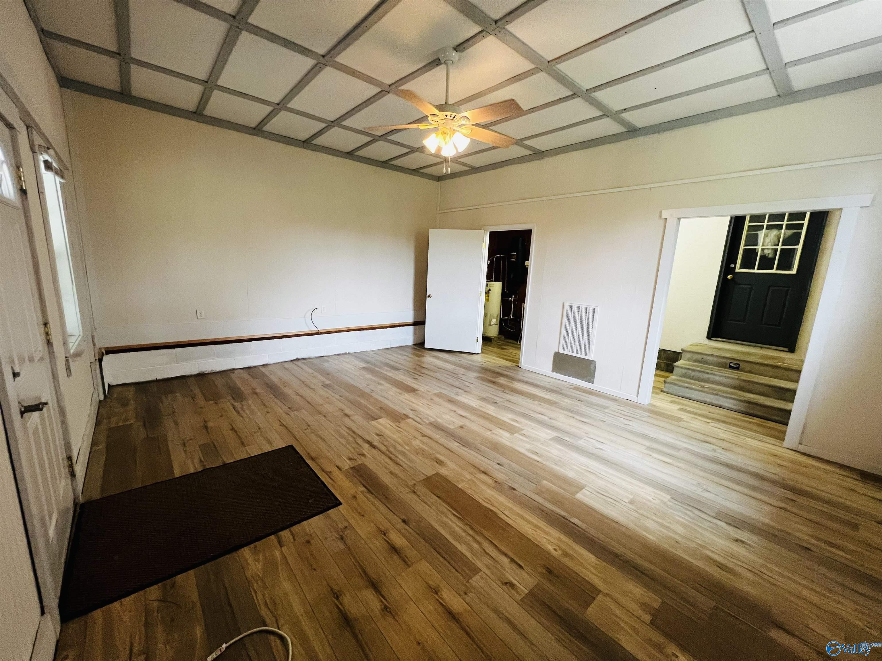 781 Lloyd Rd