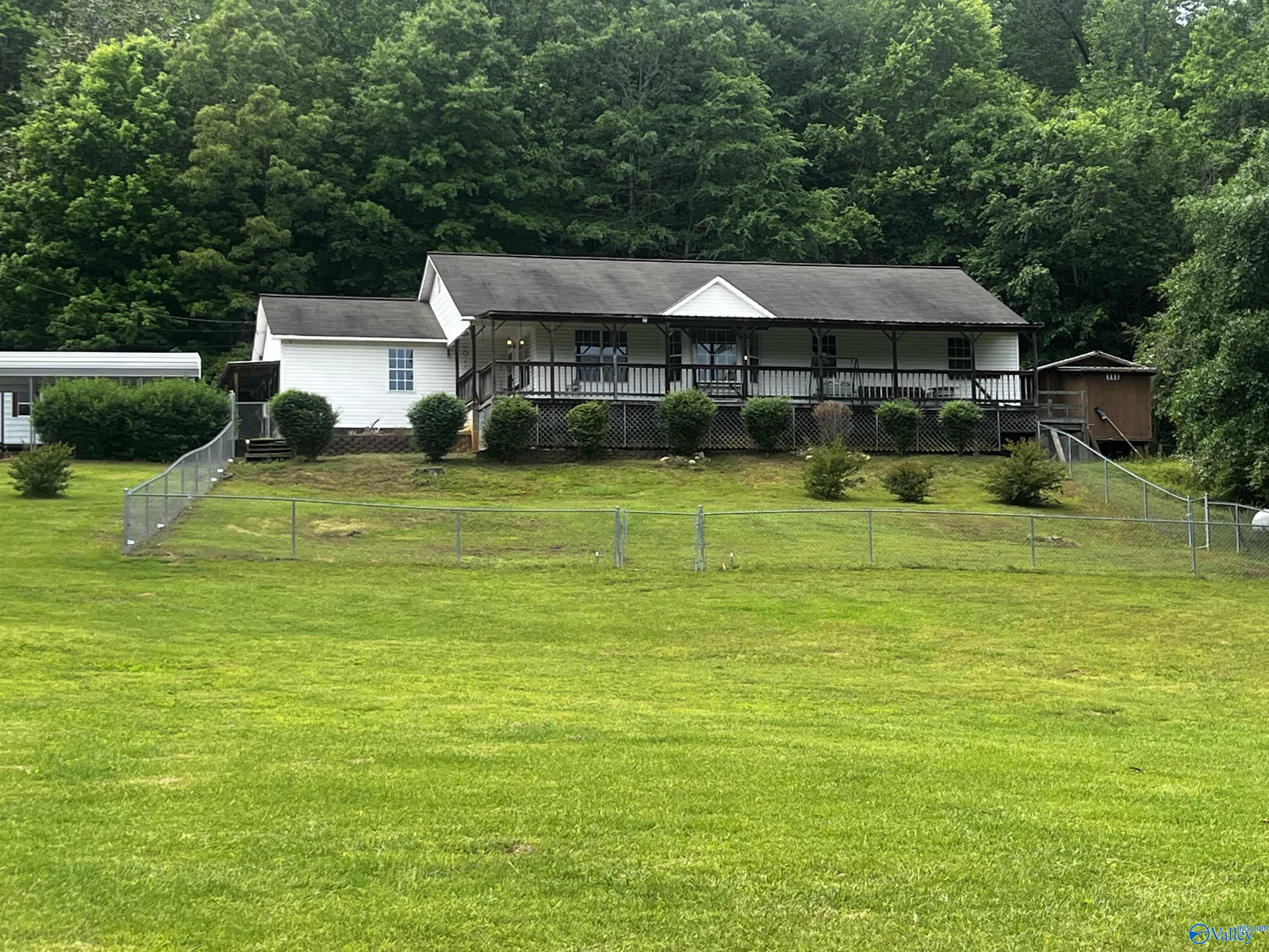 781 Lloyd Rd