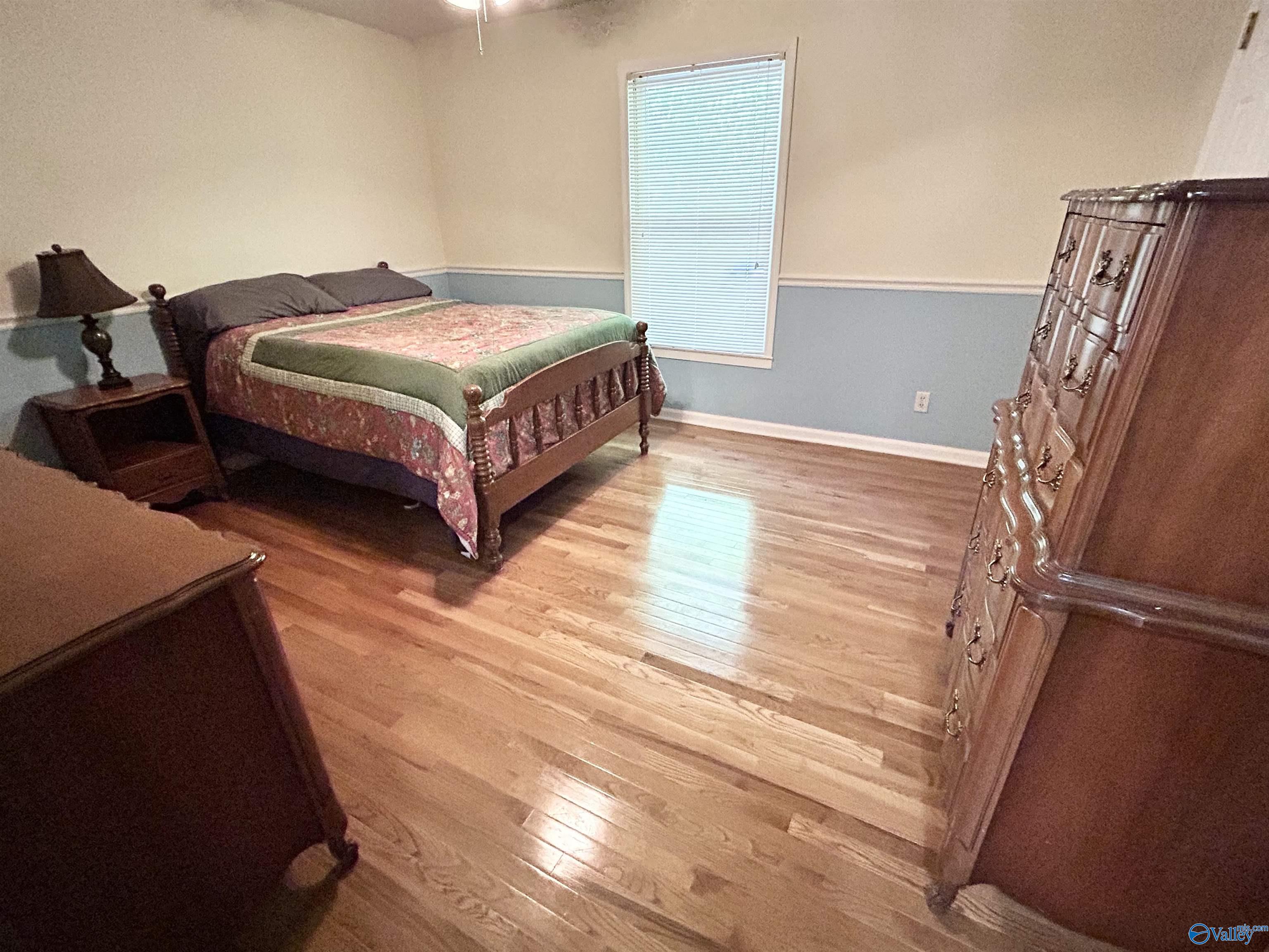 714 E East Riverview Drive