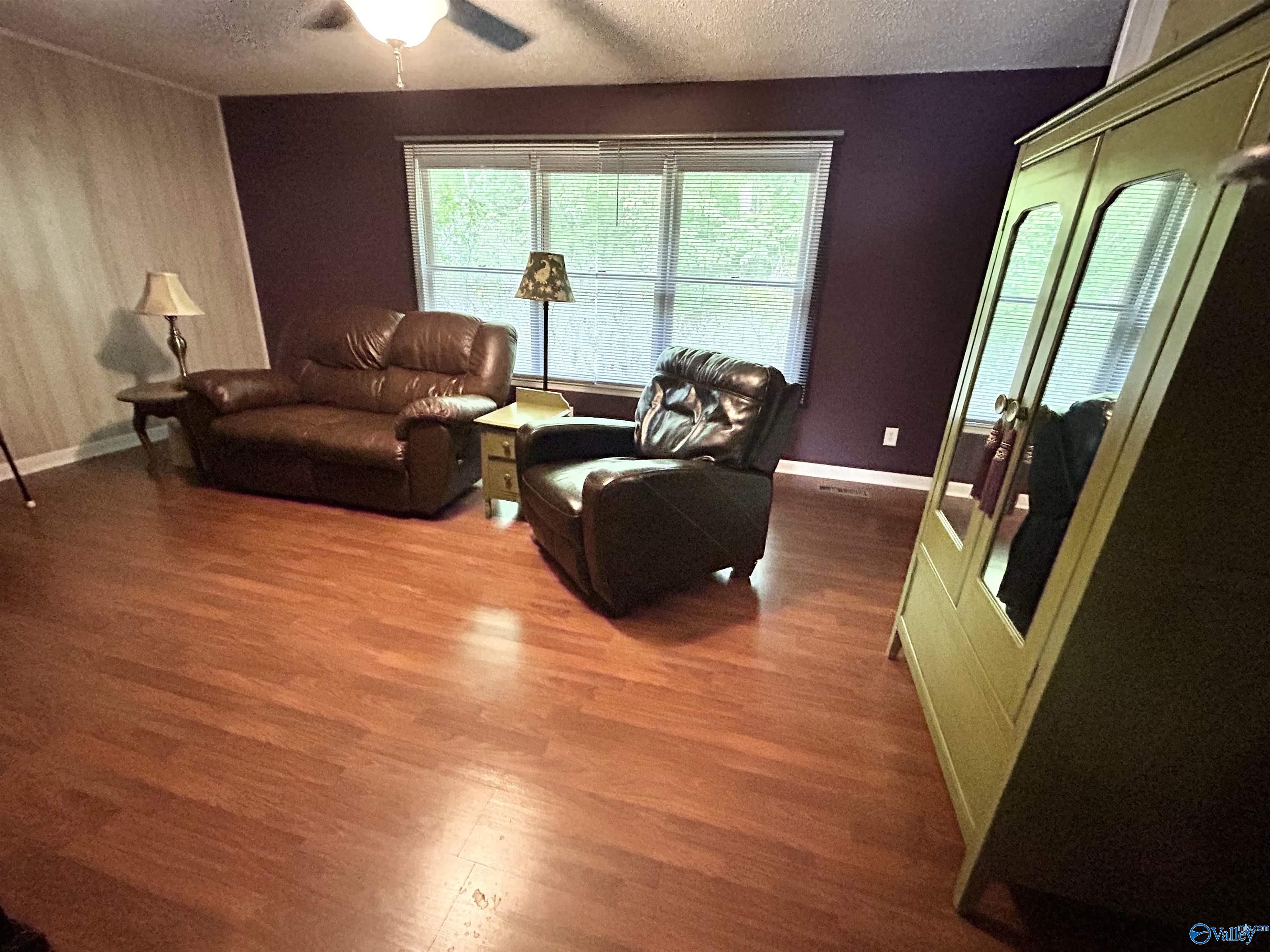 714 E East Riverview Drive