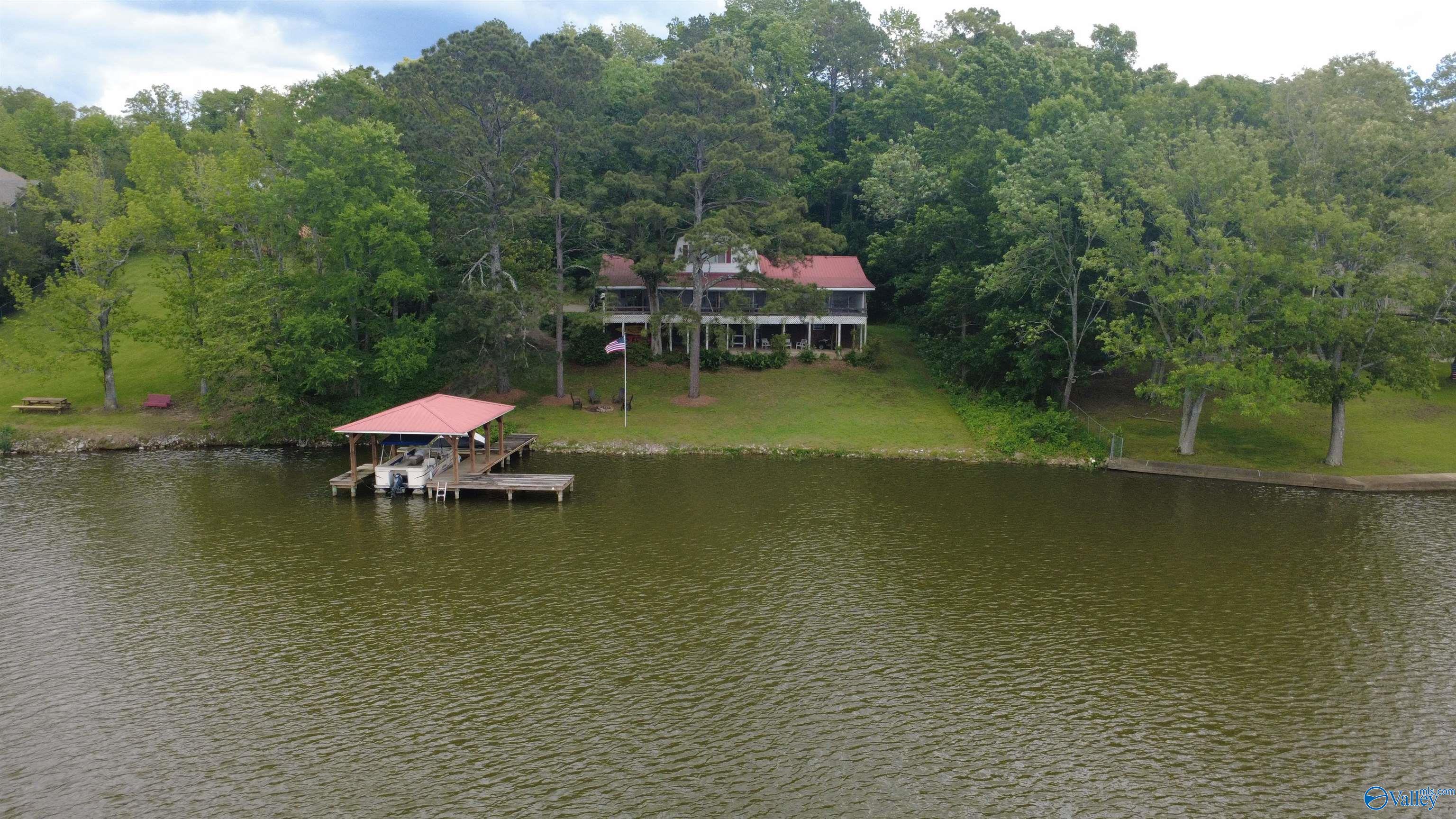 714 E East Riverview Drive