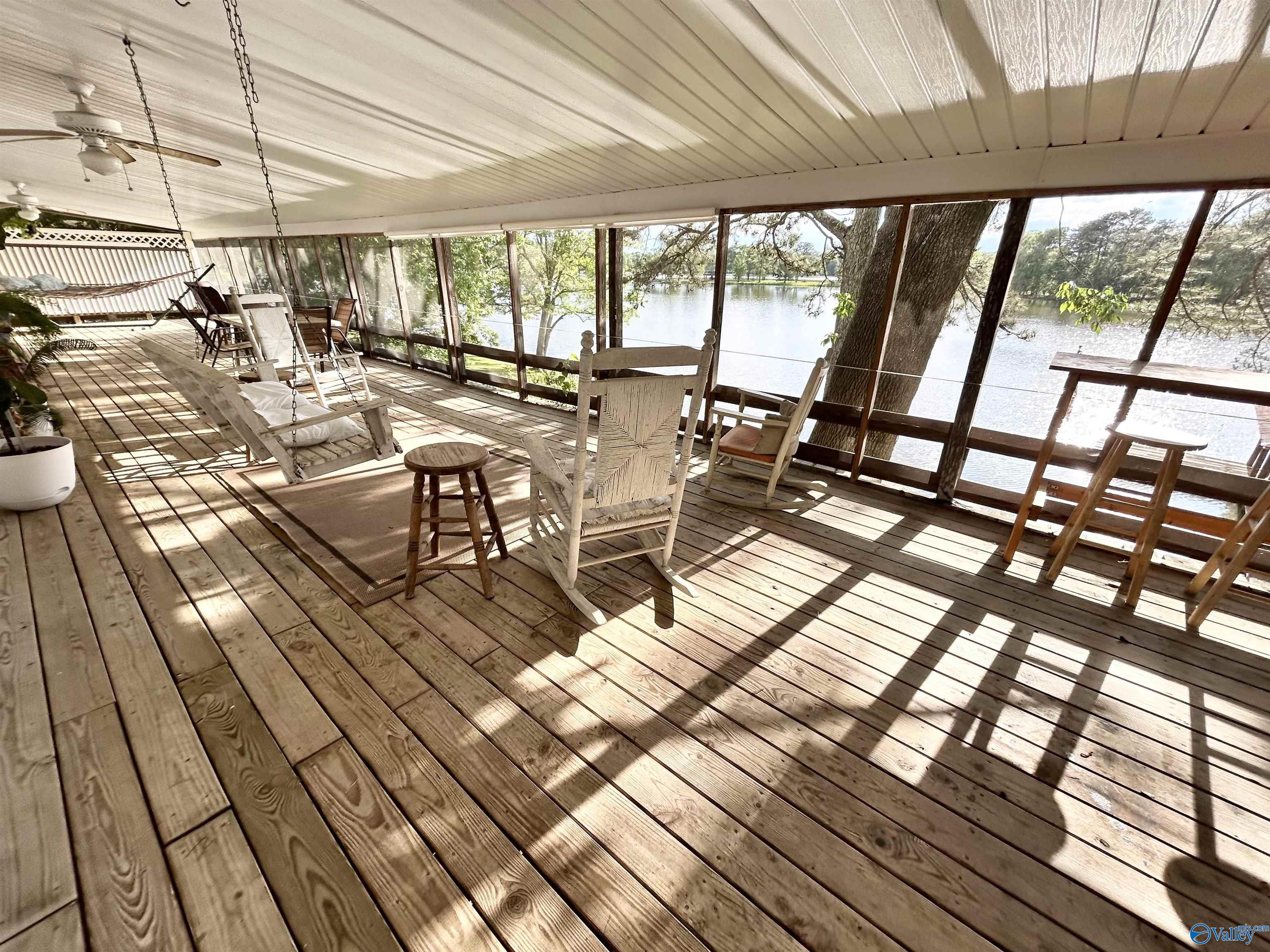 714 E East Riverview Drive