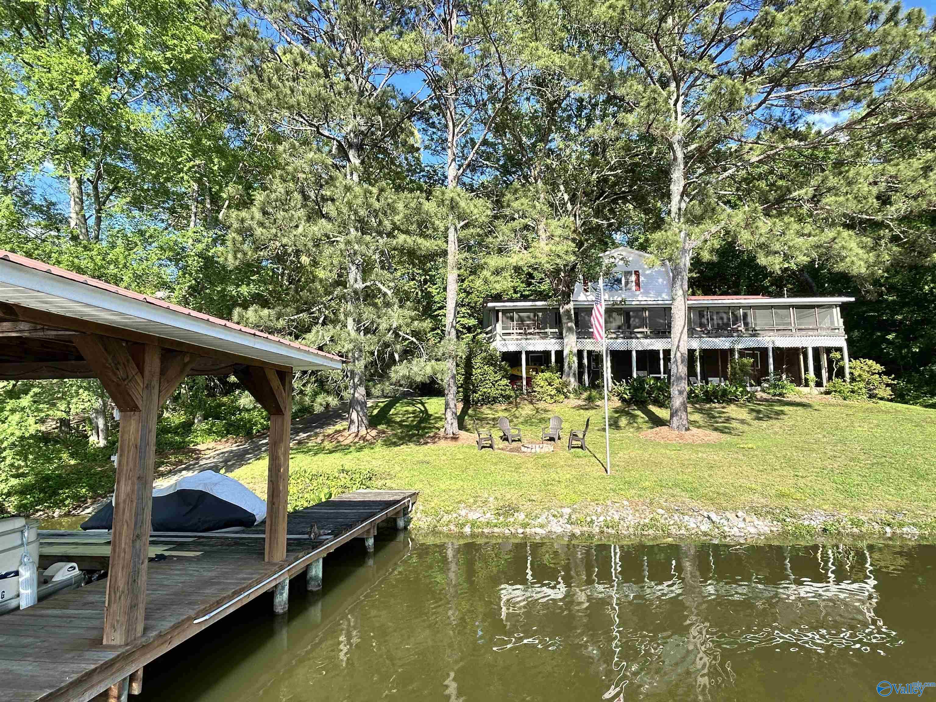 714 E East Riverview Drive