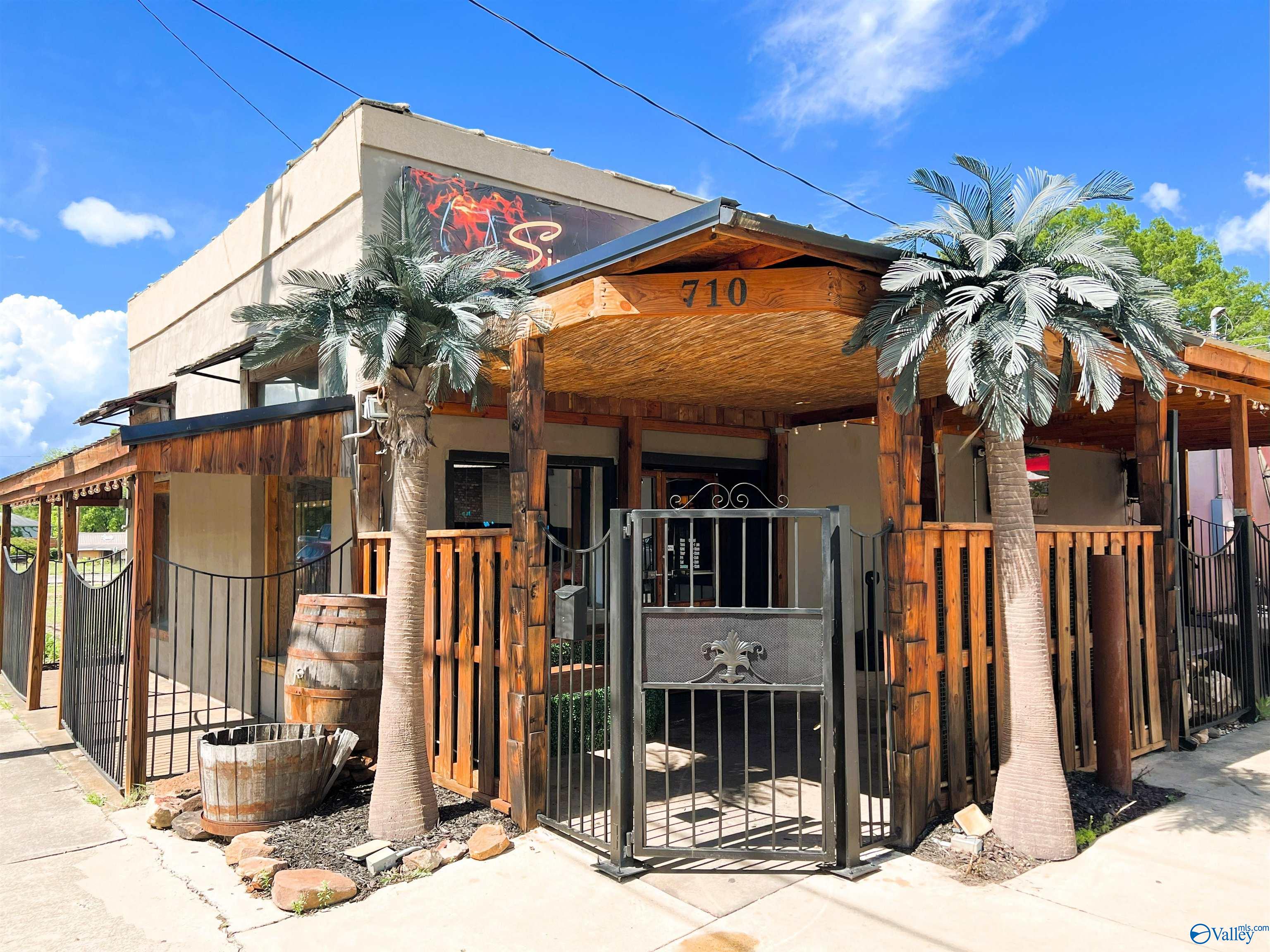 710 East Broad Street