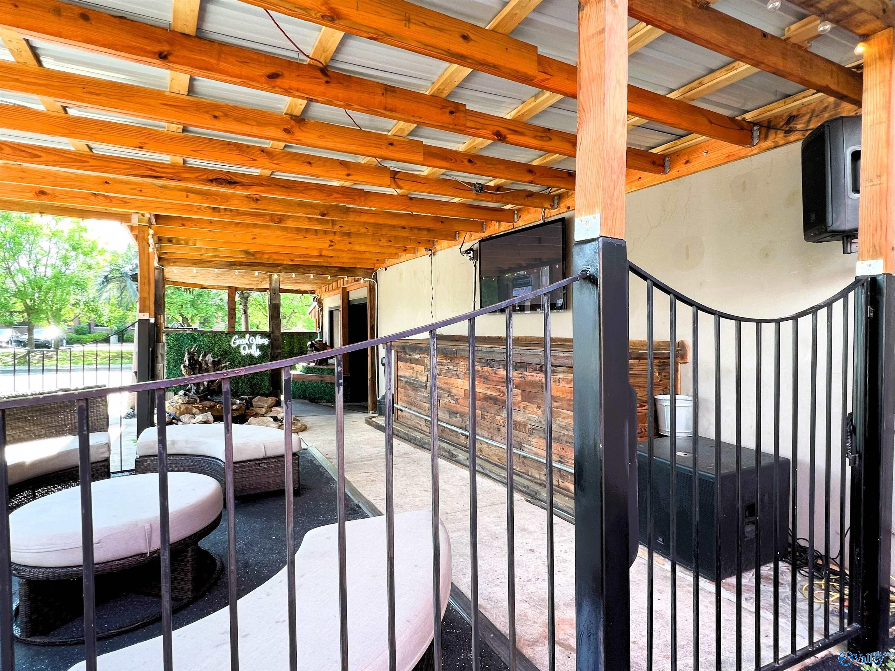 710 East Broad Street