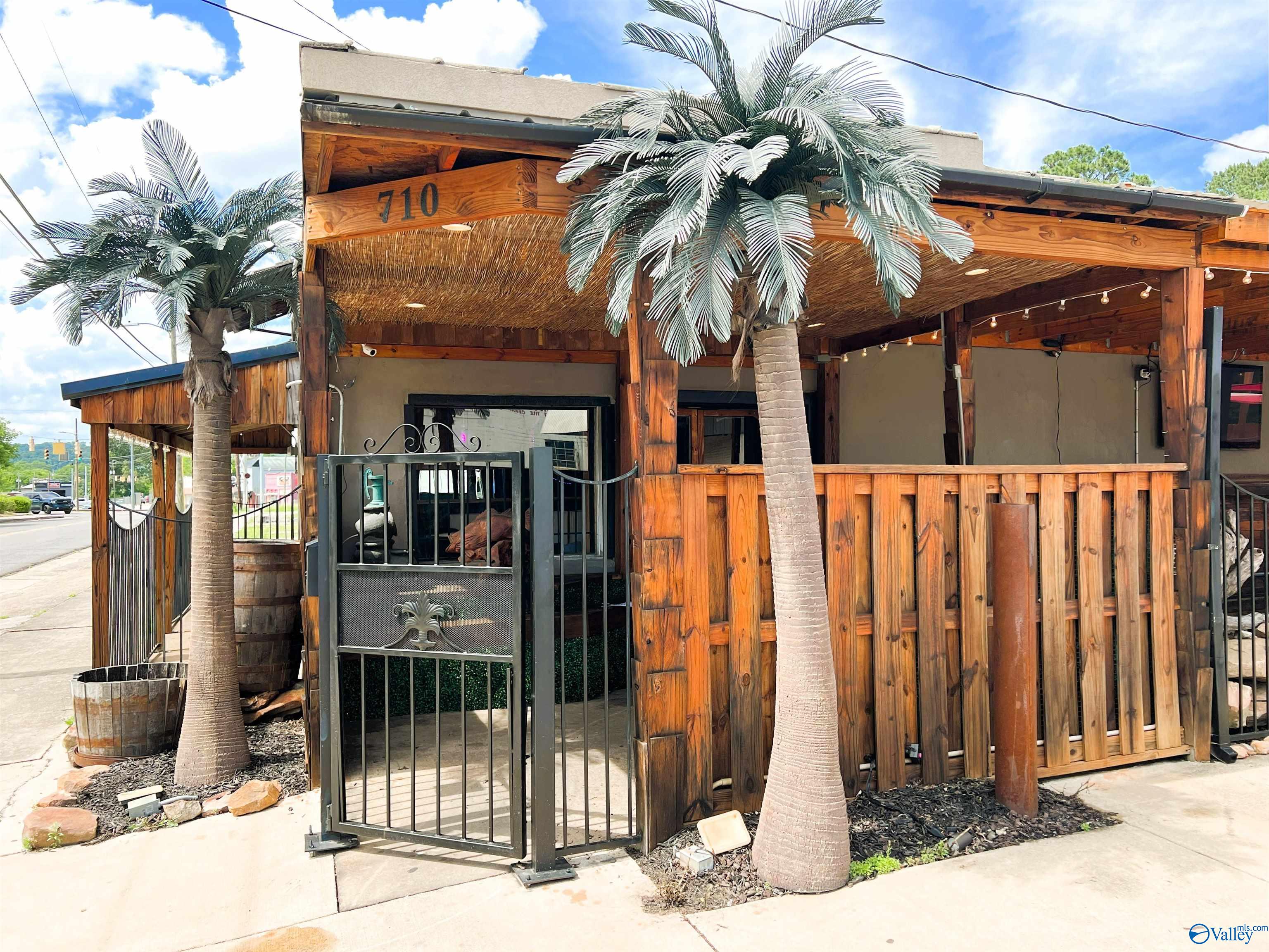 710 East Broad Street