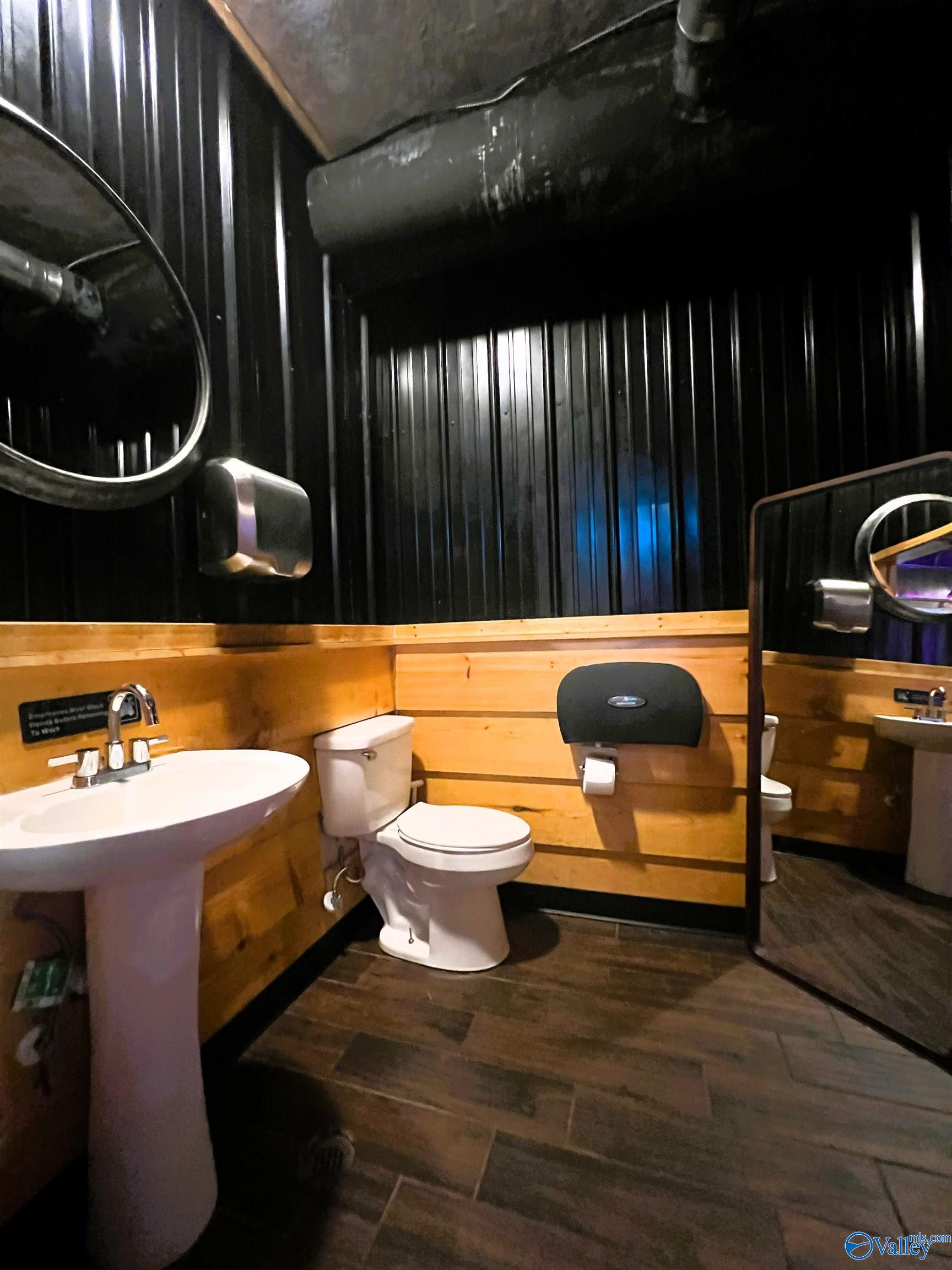 710 East Broad Street