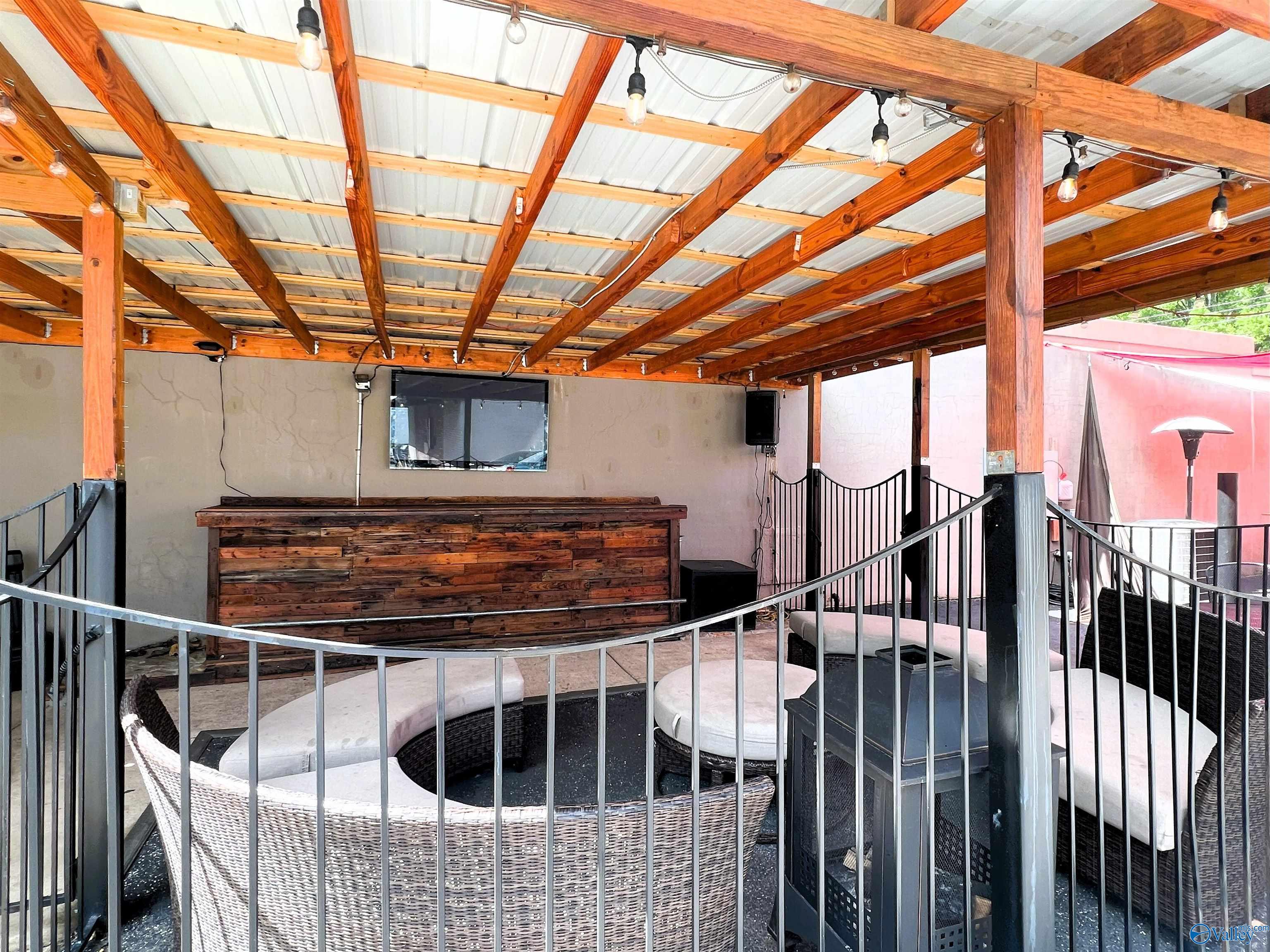 710 East Broad Street