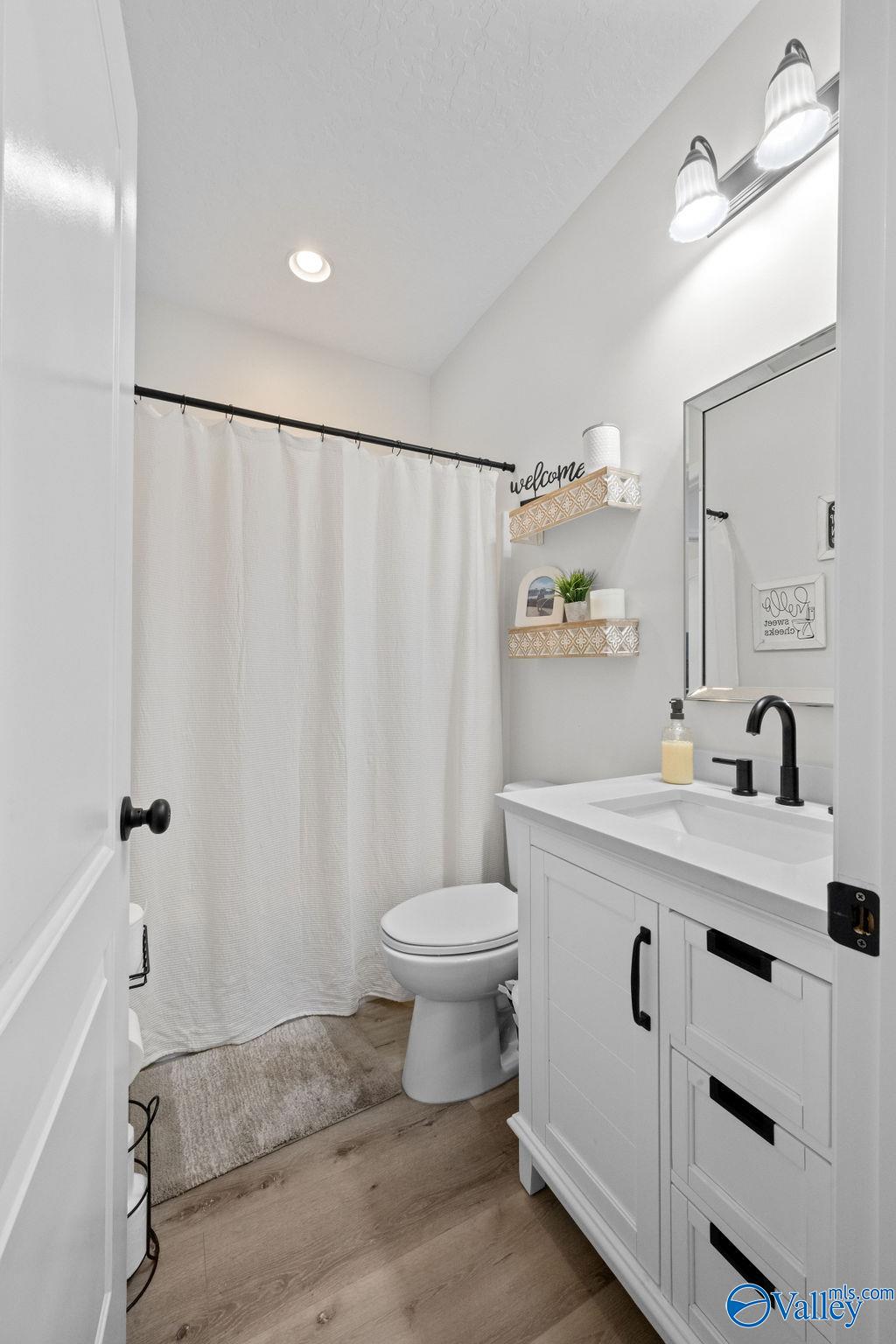 105 Kaying Road