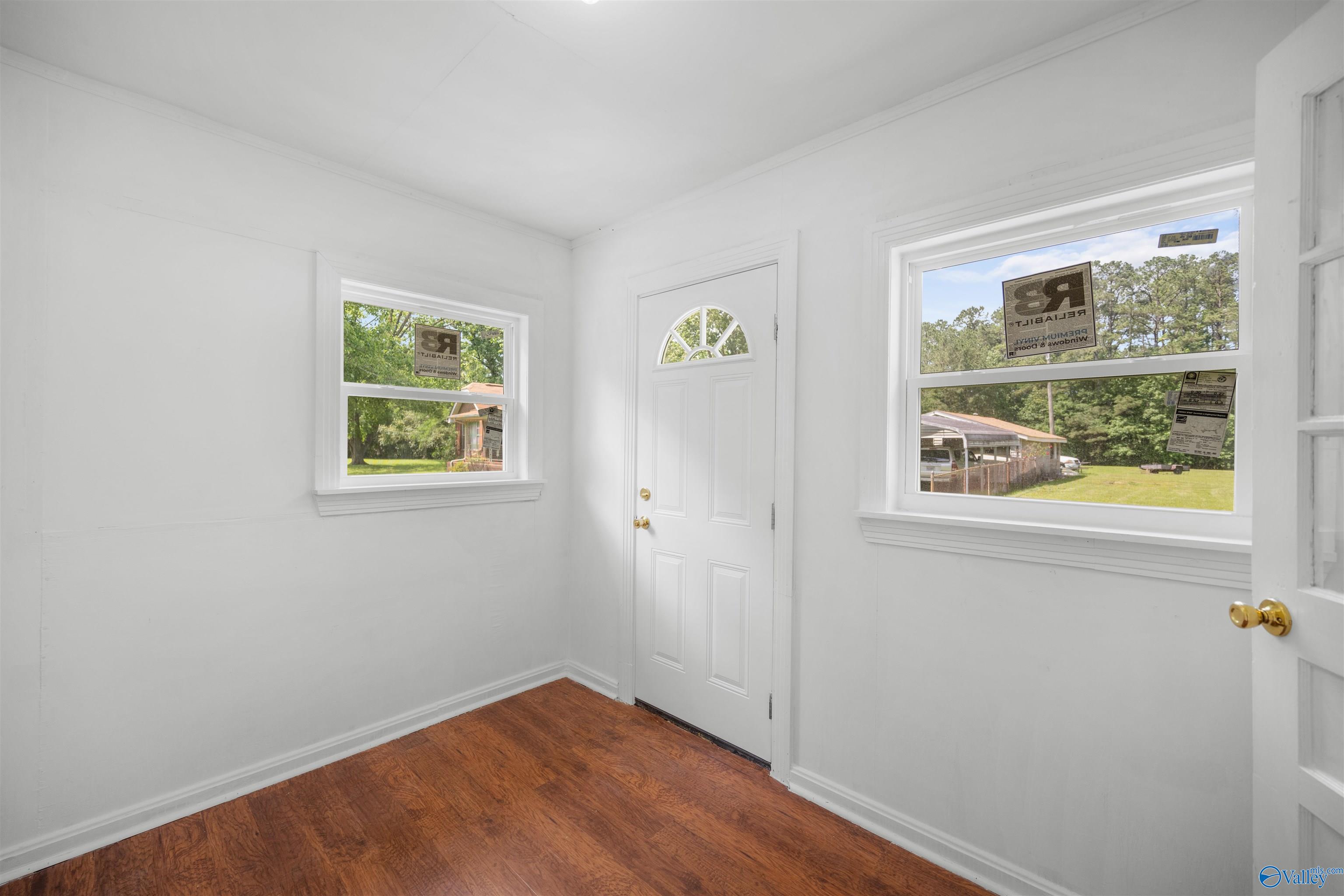 1202 Goodyear Avenue