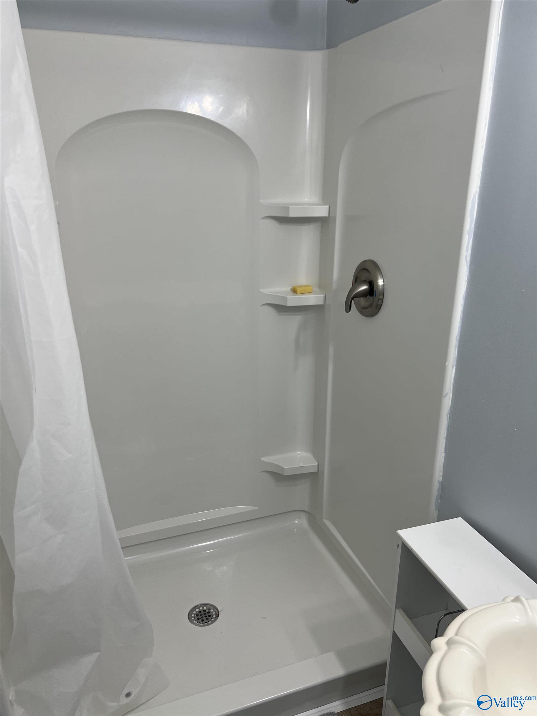 2143 Meadowood Drive