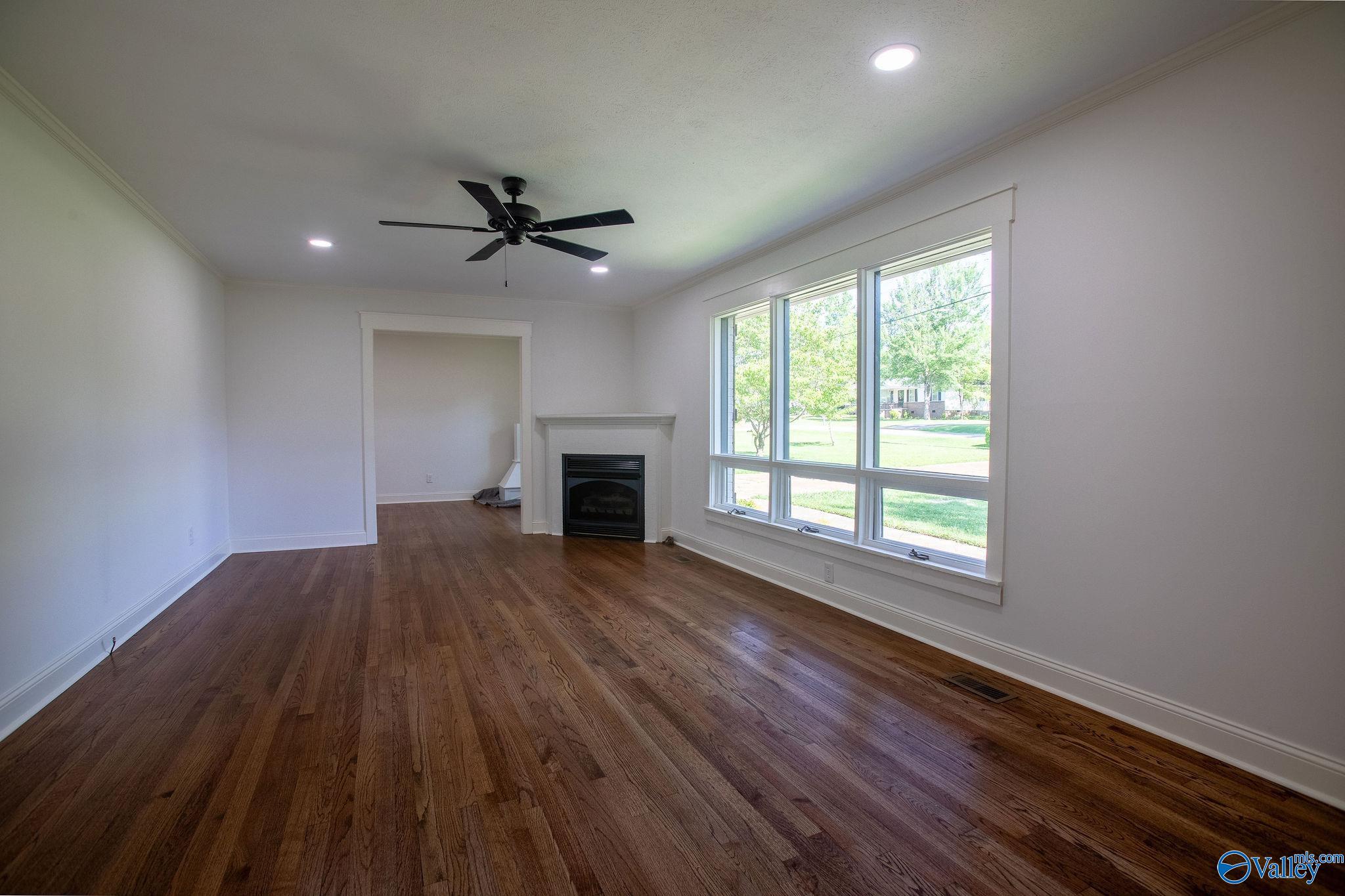 212 Elsmore Boulevard