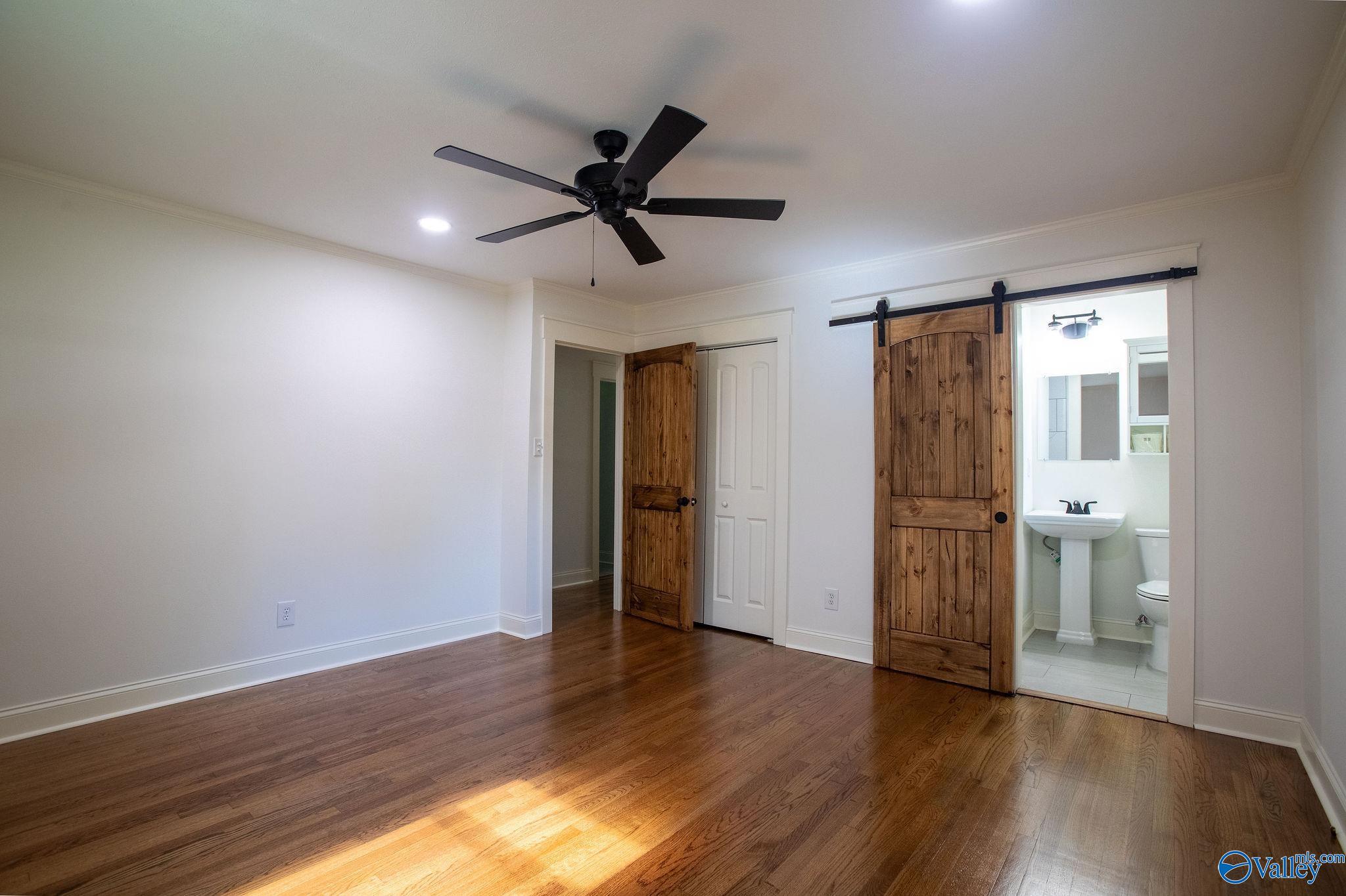 212 Elsmore Boulevard