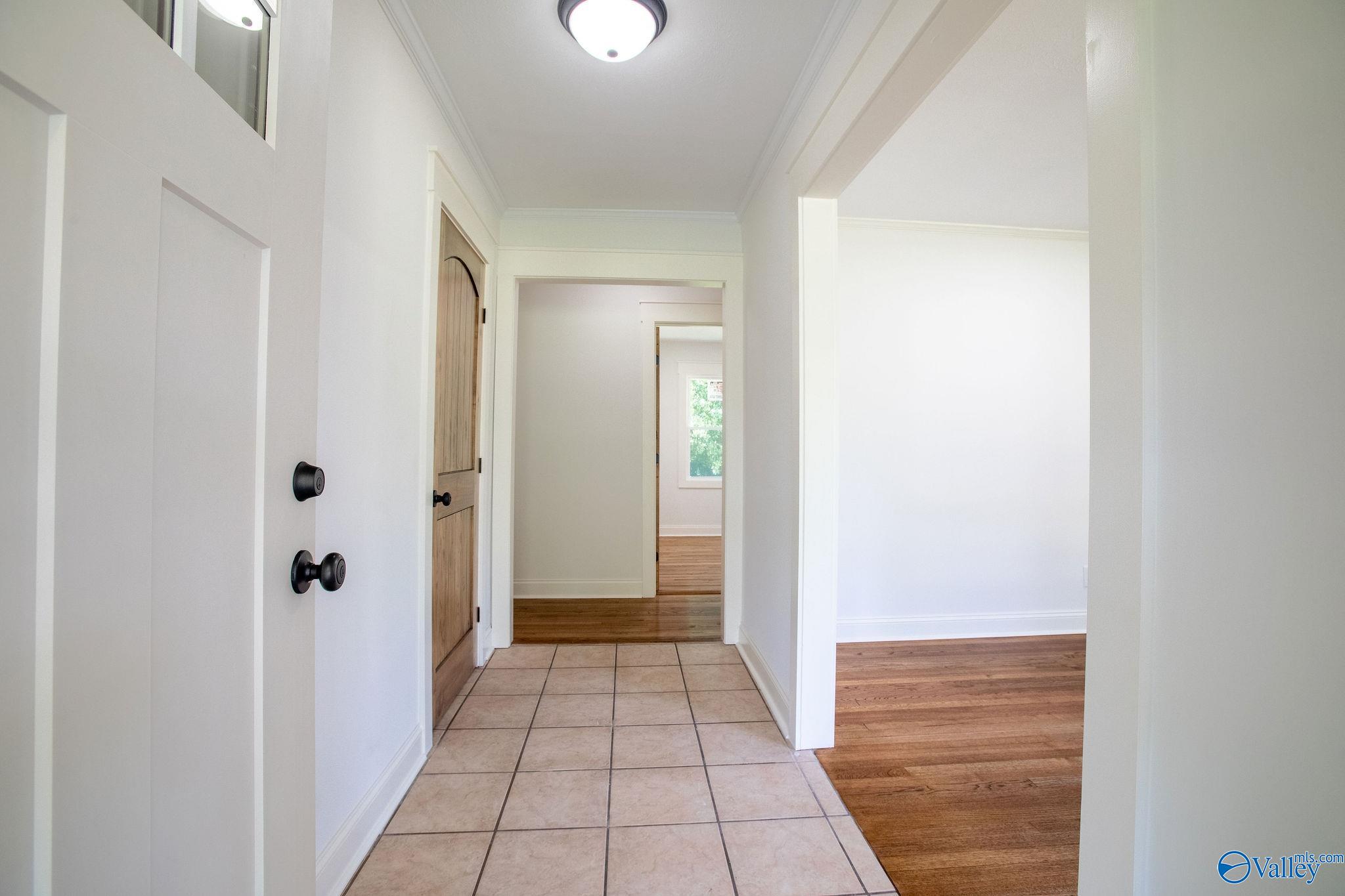 212 Elsmore Boulevard