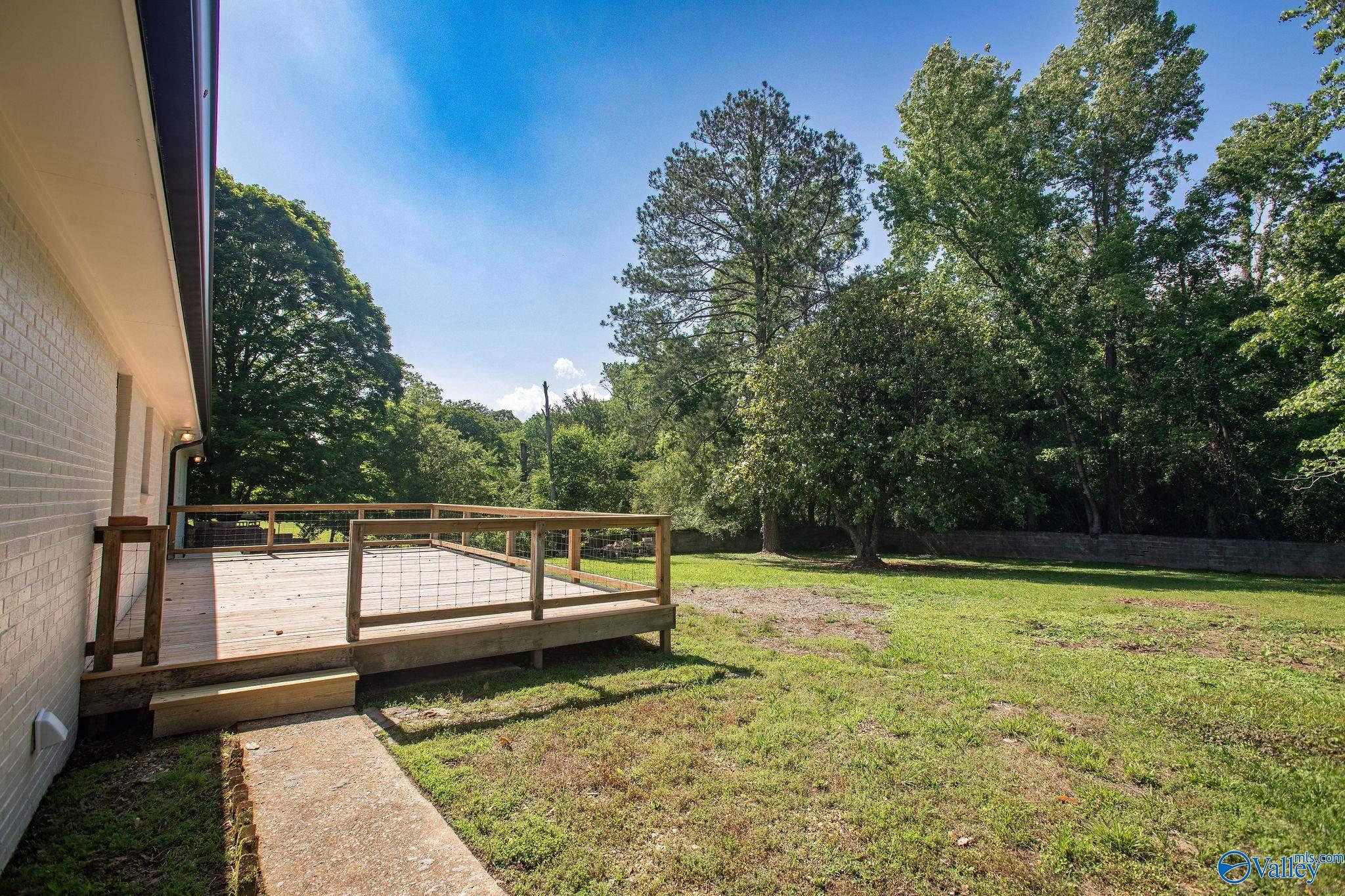 212 Elsmore Boulevard