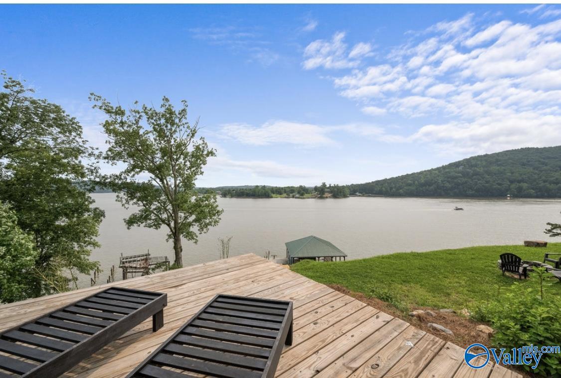 333 Greensport Ferry Road