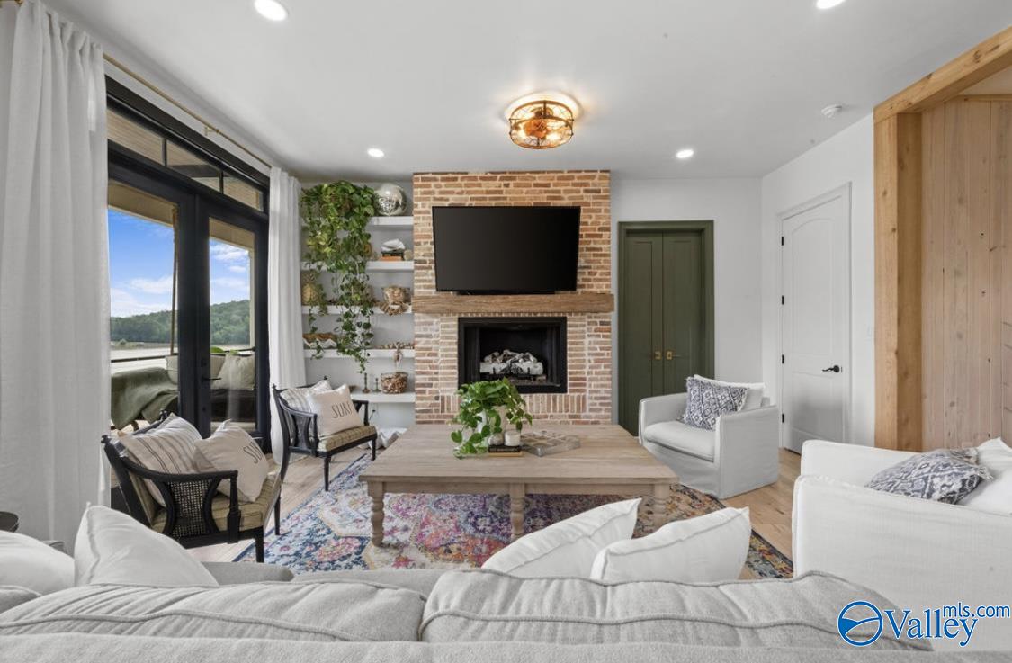 333 Greensport Ferry Road