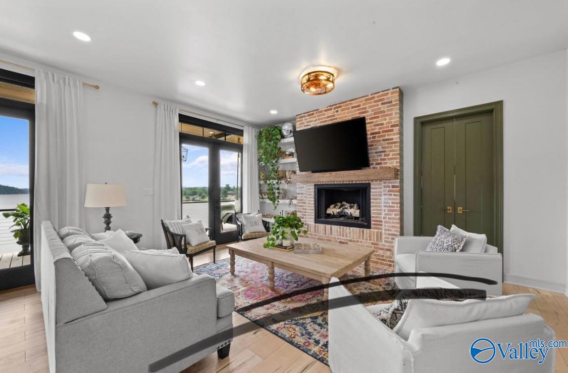 333 Greensport Ferry Road