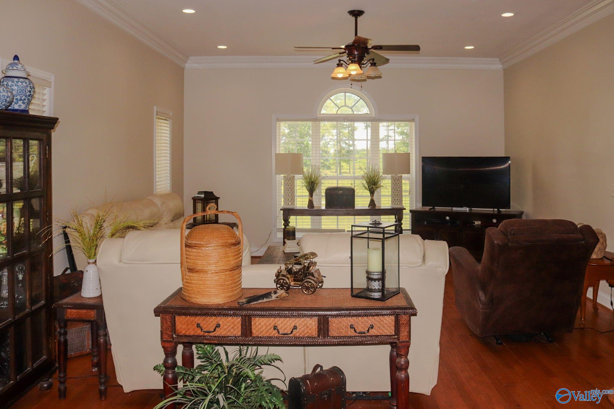 352 Pleasant Valley Road